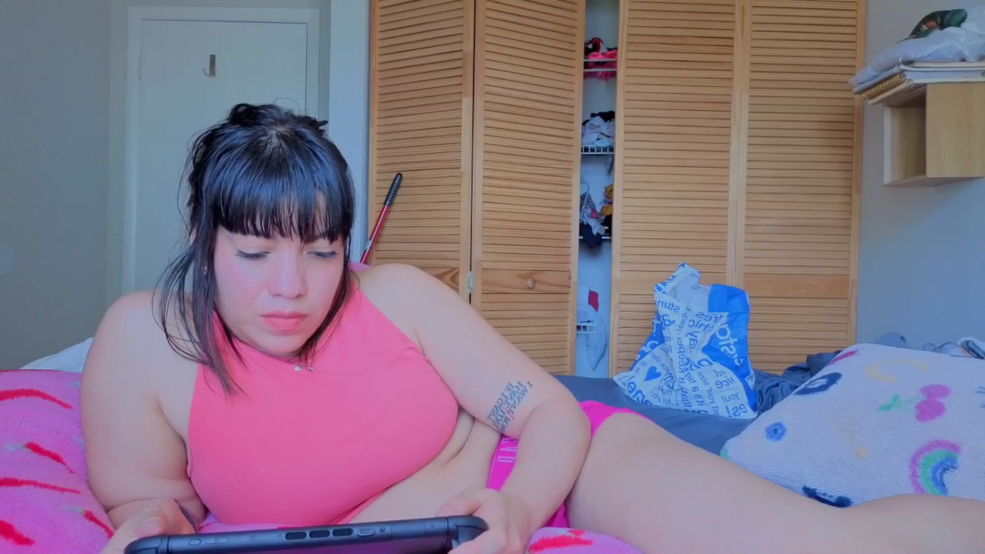 Gallery image thumbnail from ali696146's myfreecams stream on, 12/25/2025, 17:38 image 15 of 20