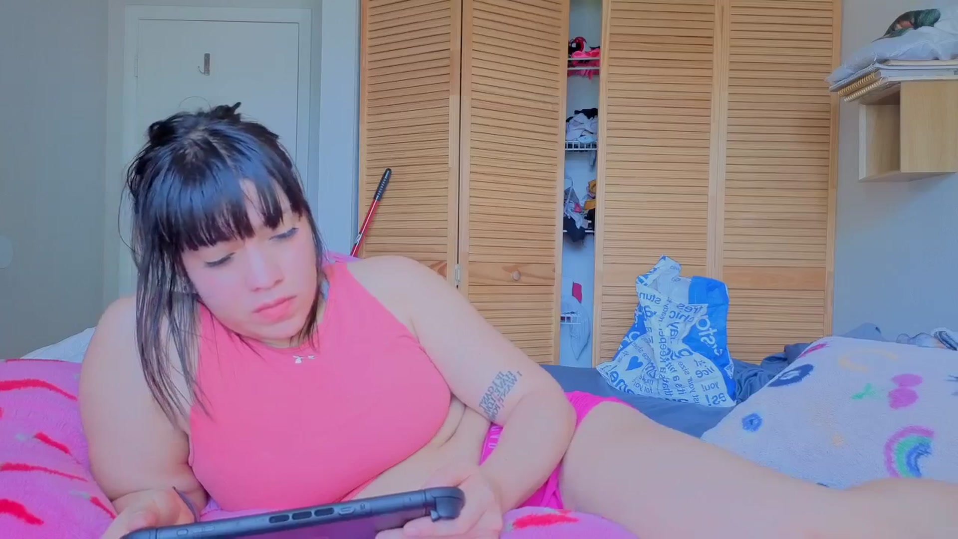 Gallery image thumbnail from ali696146's myfreecams stream on, 12/25/2025, 17:38 image 17 of 20