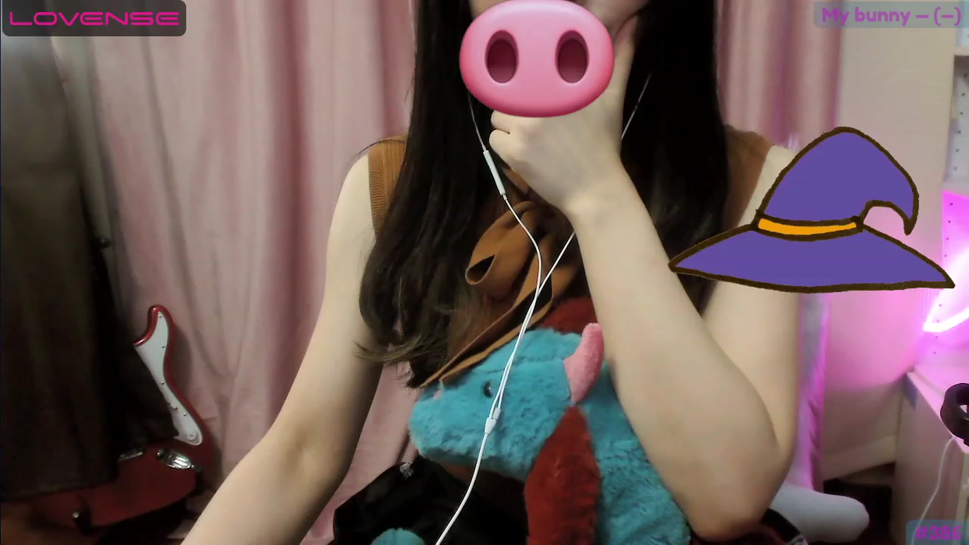 Gallery image thumbnail from alice______'s myfreecams stream on, 06/04/2023, 04:41 image 8 of 20