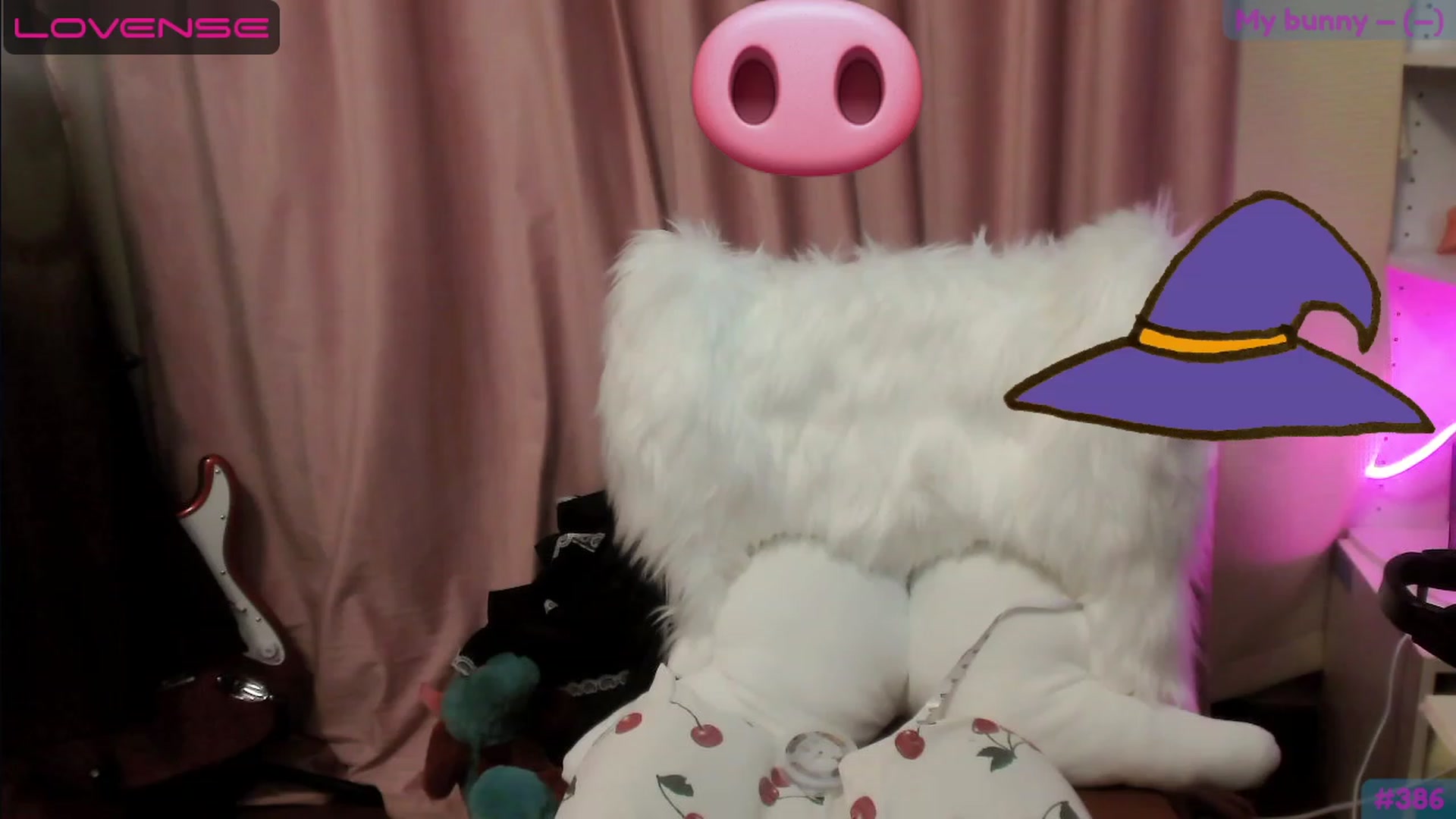 Gallery image thumbnail from alice______'s myfreecams stream on, 06/04/2023, 04:41 image 3 of 20
