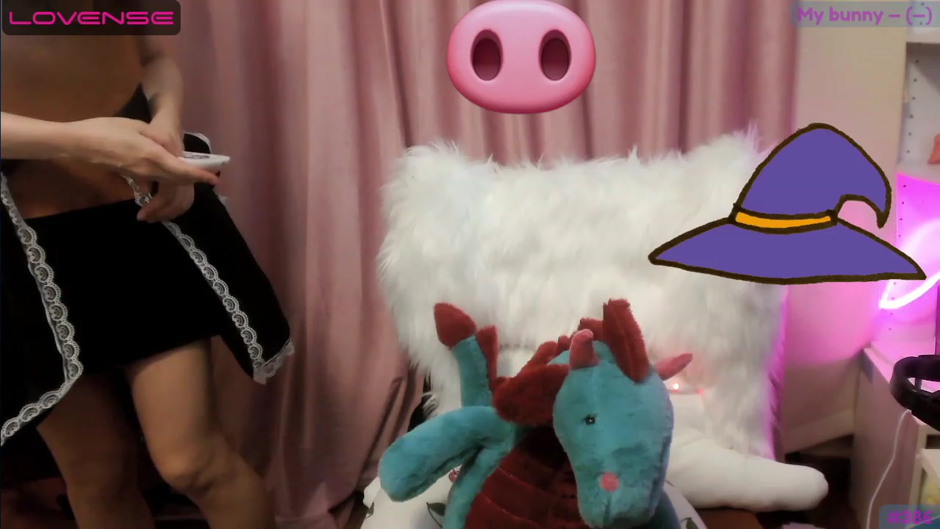 Gallery image thumbnail from alice______'s myfreecams stream on, 06/04/2023, 04:41 image 5 of 20