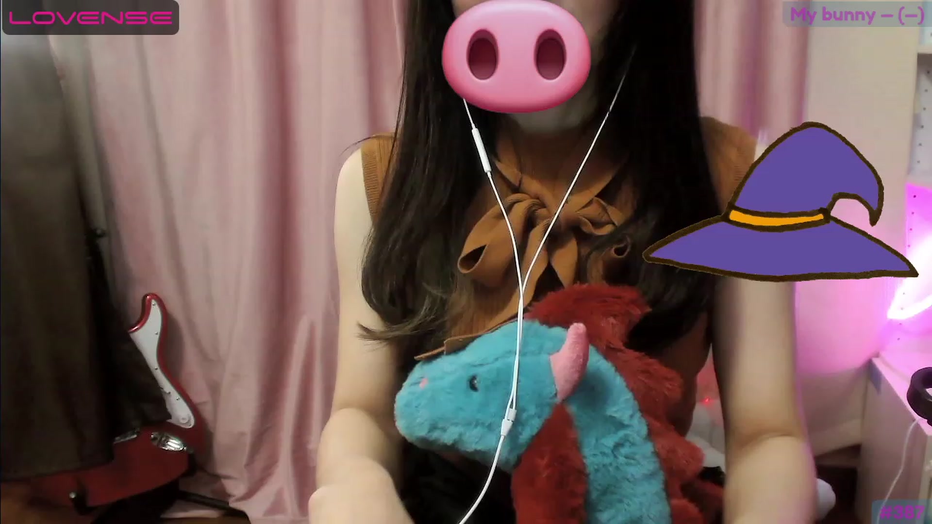 Gallery image thumbnail from alice______'s myfreecams stream on, 06/04/2023, 04:41 image 11 of 20