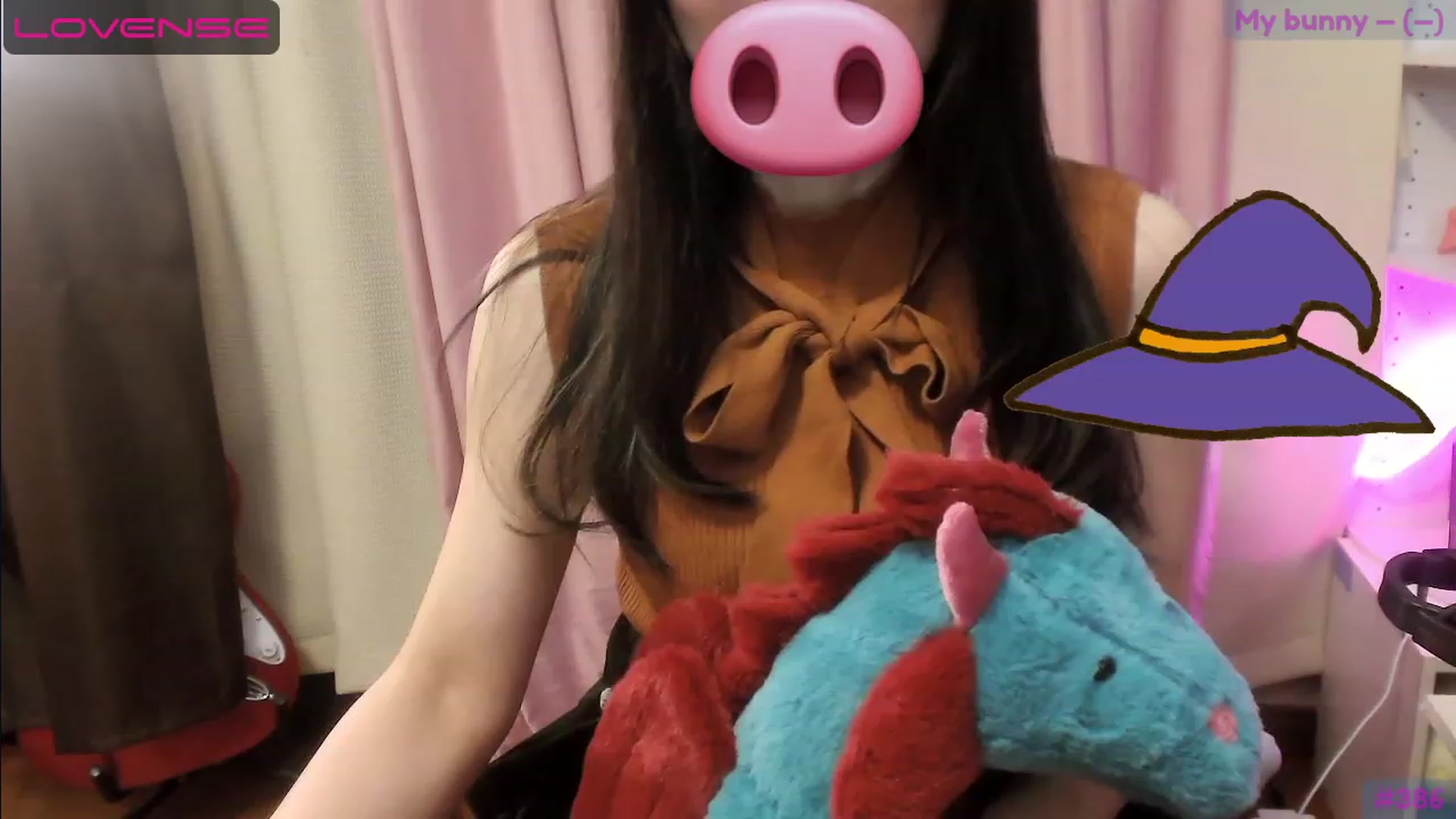 Gallery image thumbnail from alice______'s myfreecams stream on, 06/04/2023, 04:41 image 1 of 20