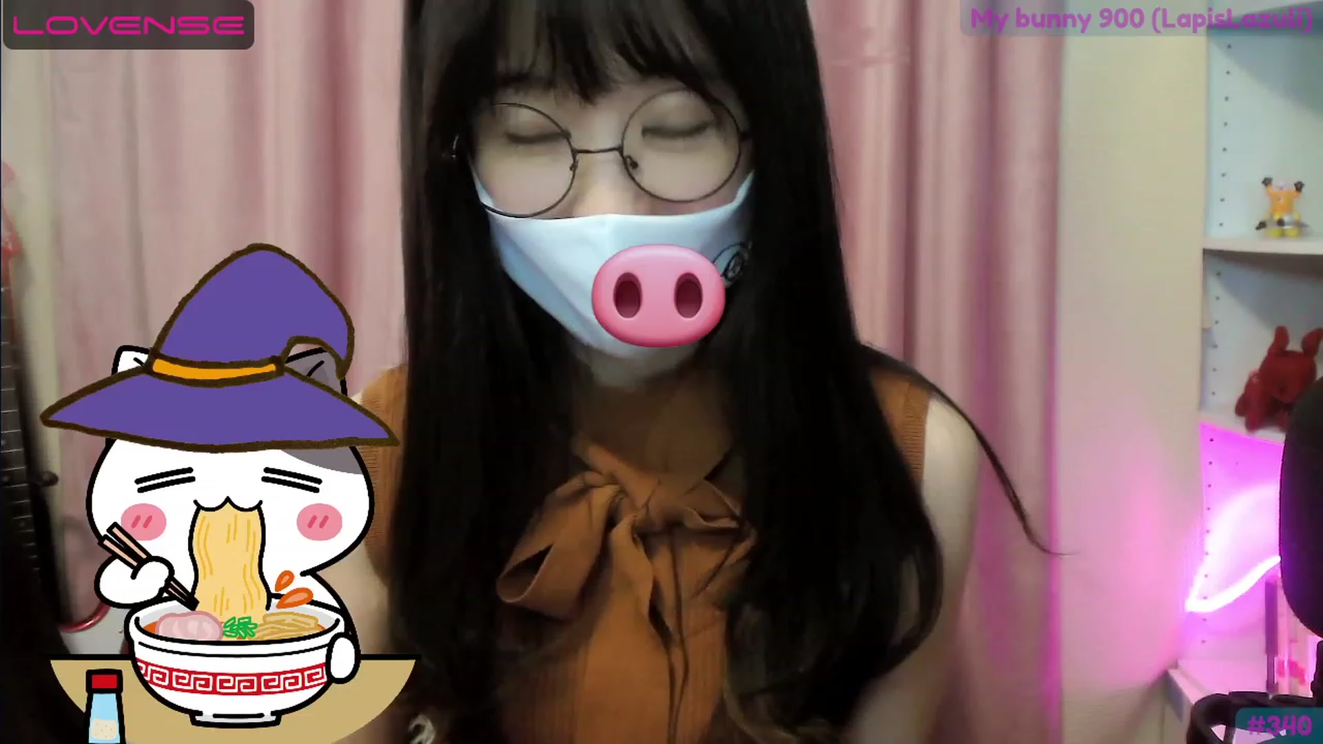 Gallery image thumbnail from alice______'s myfreecams stream on, 06/04/2023, 05:28 image 15 of 20