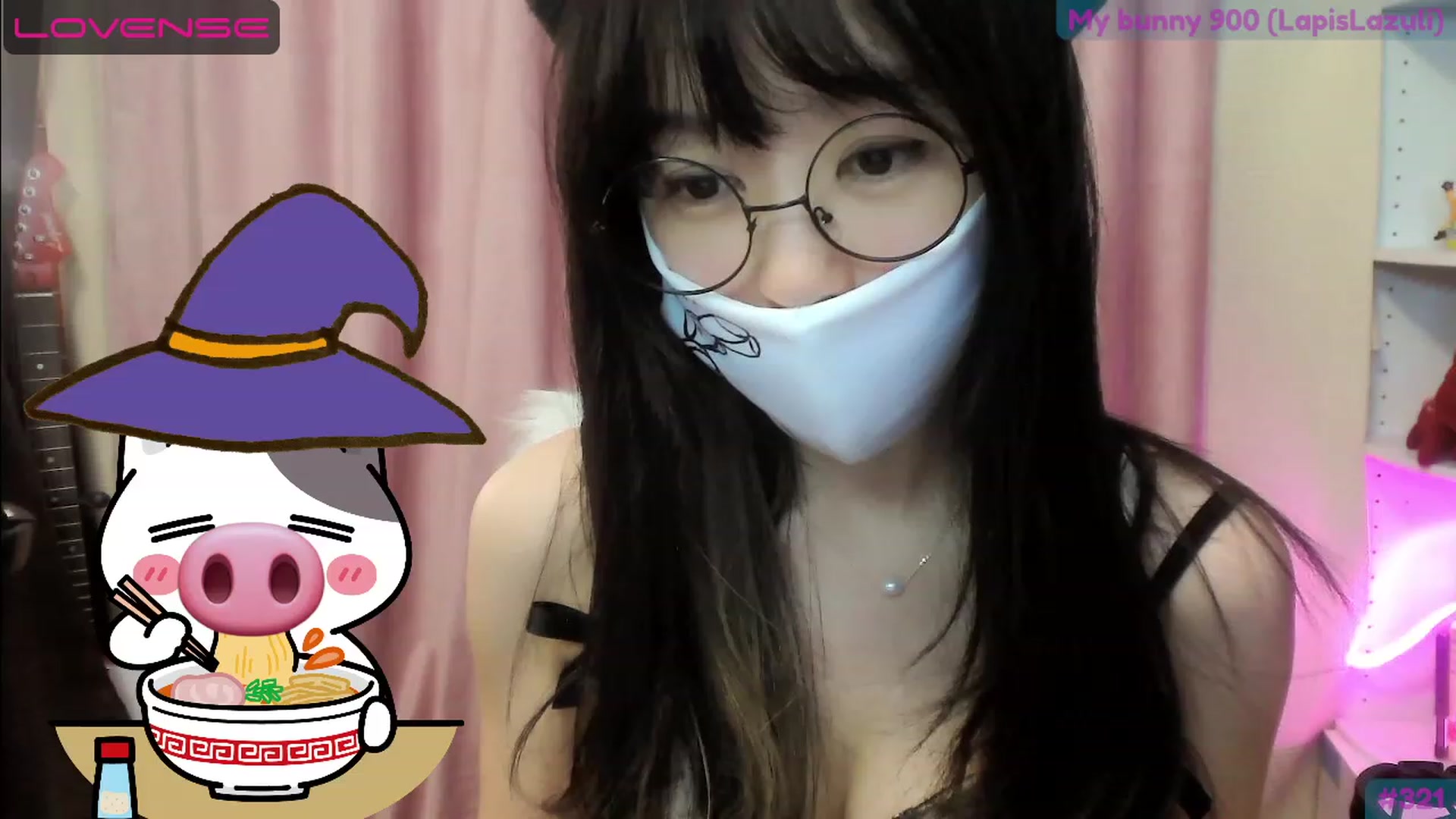Gallery image thumbnail from alice______'s myfreecams stream on, 06/04/2023, 06:31 image 13 of 20