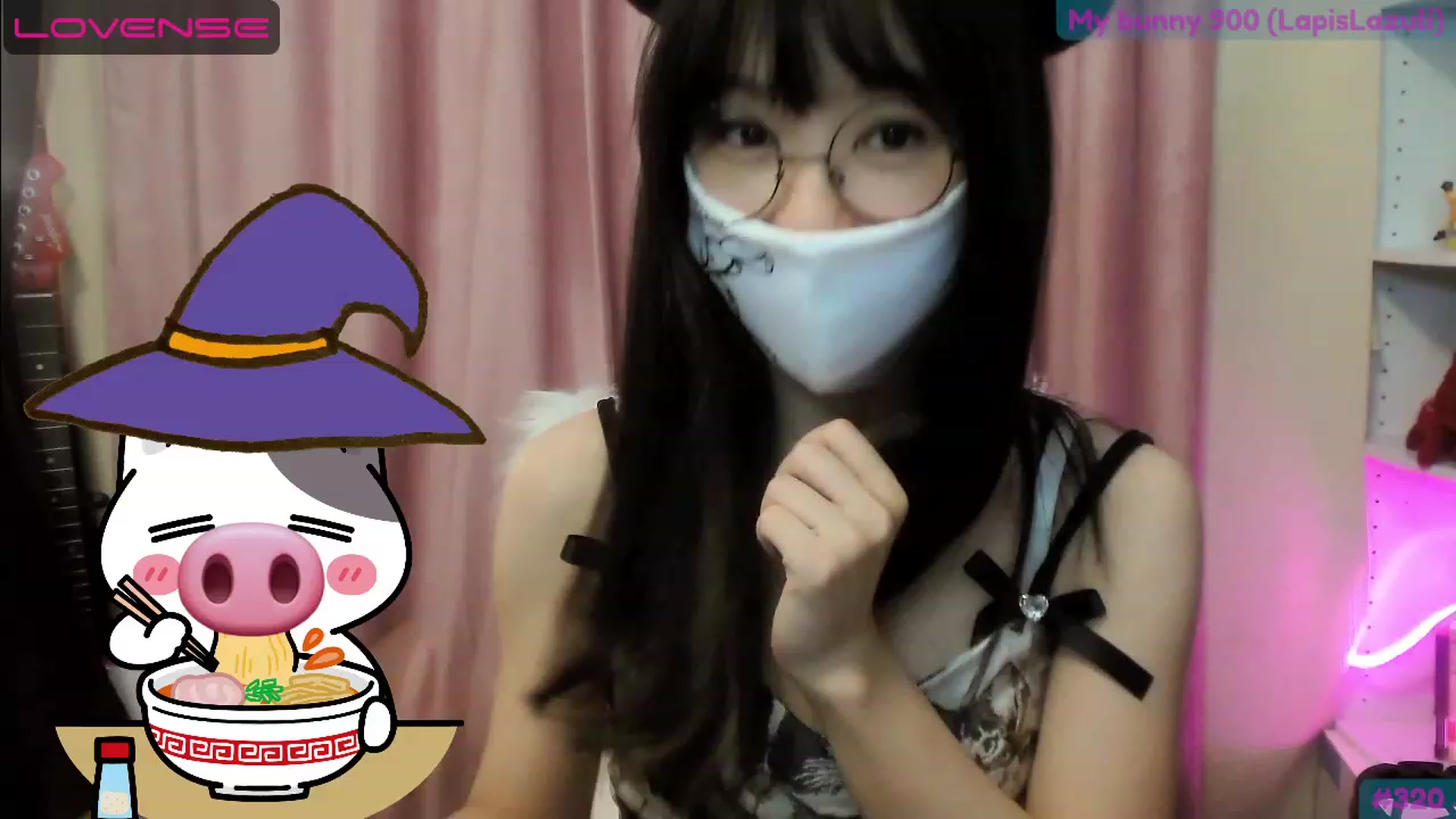 Gallery image thumbnail from alice______'s myfreecams stream on, 06/04/2023, 06:31 image 17 of 20