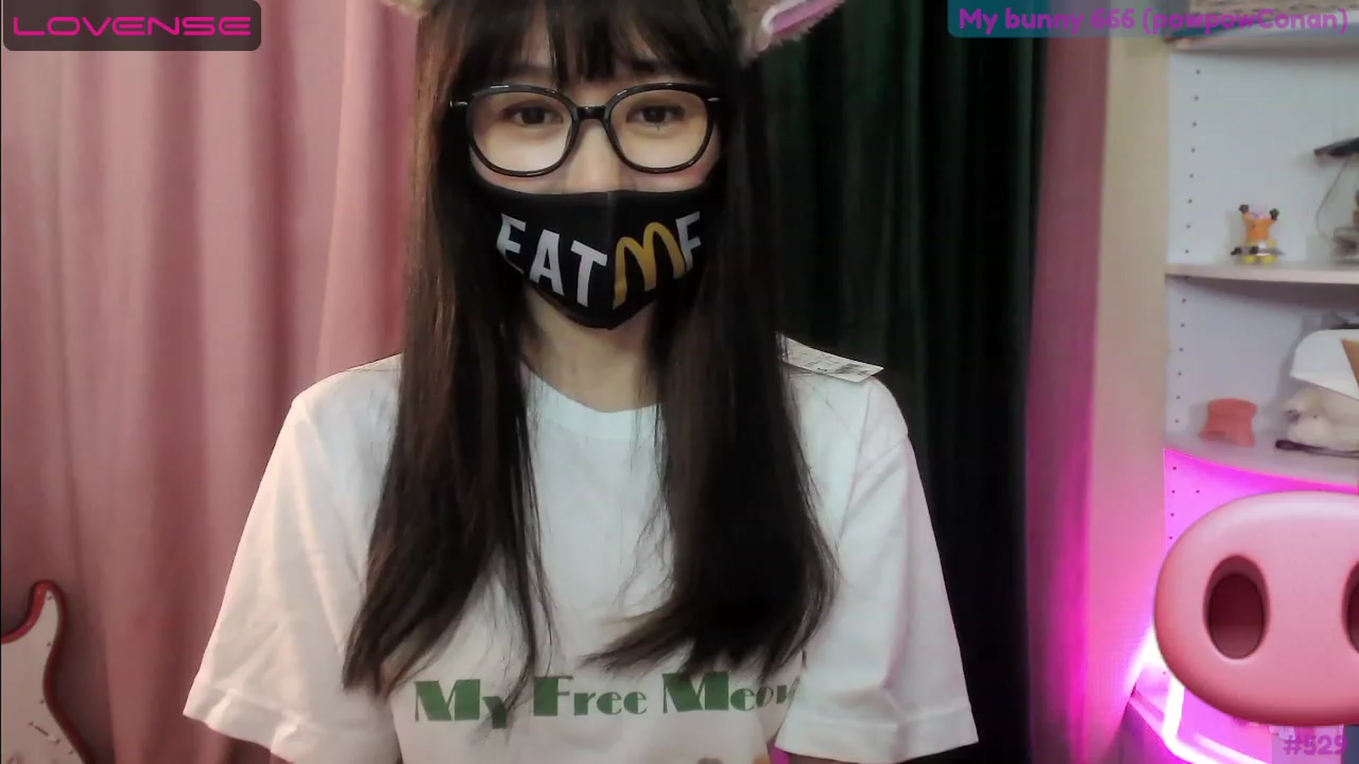 Gallery image thumbnail from alice______'s myfreecams stream on, 06/11/2023, 05:44 image 20 of 20
