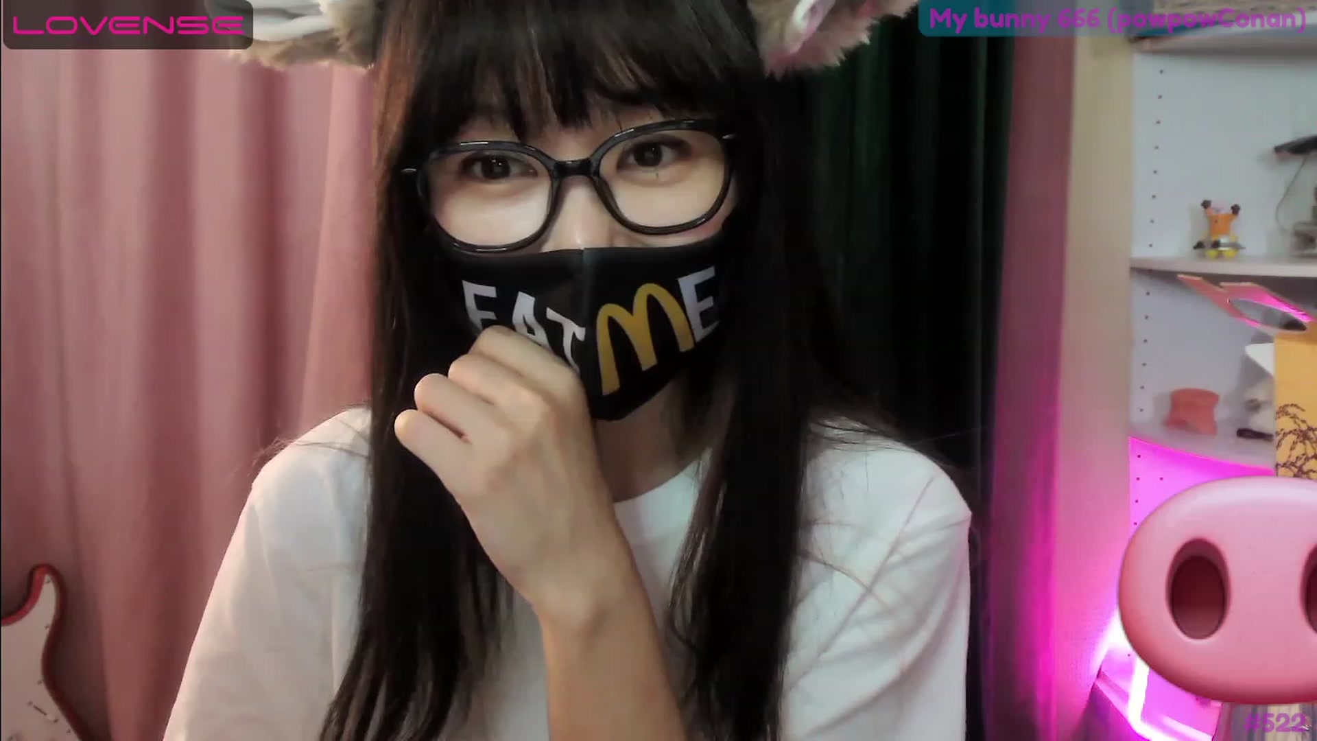 Gallery image thumbnail from alice______'s myfreecams stream on, 06/11/2023, 06:42 image 3 of 20