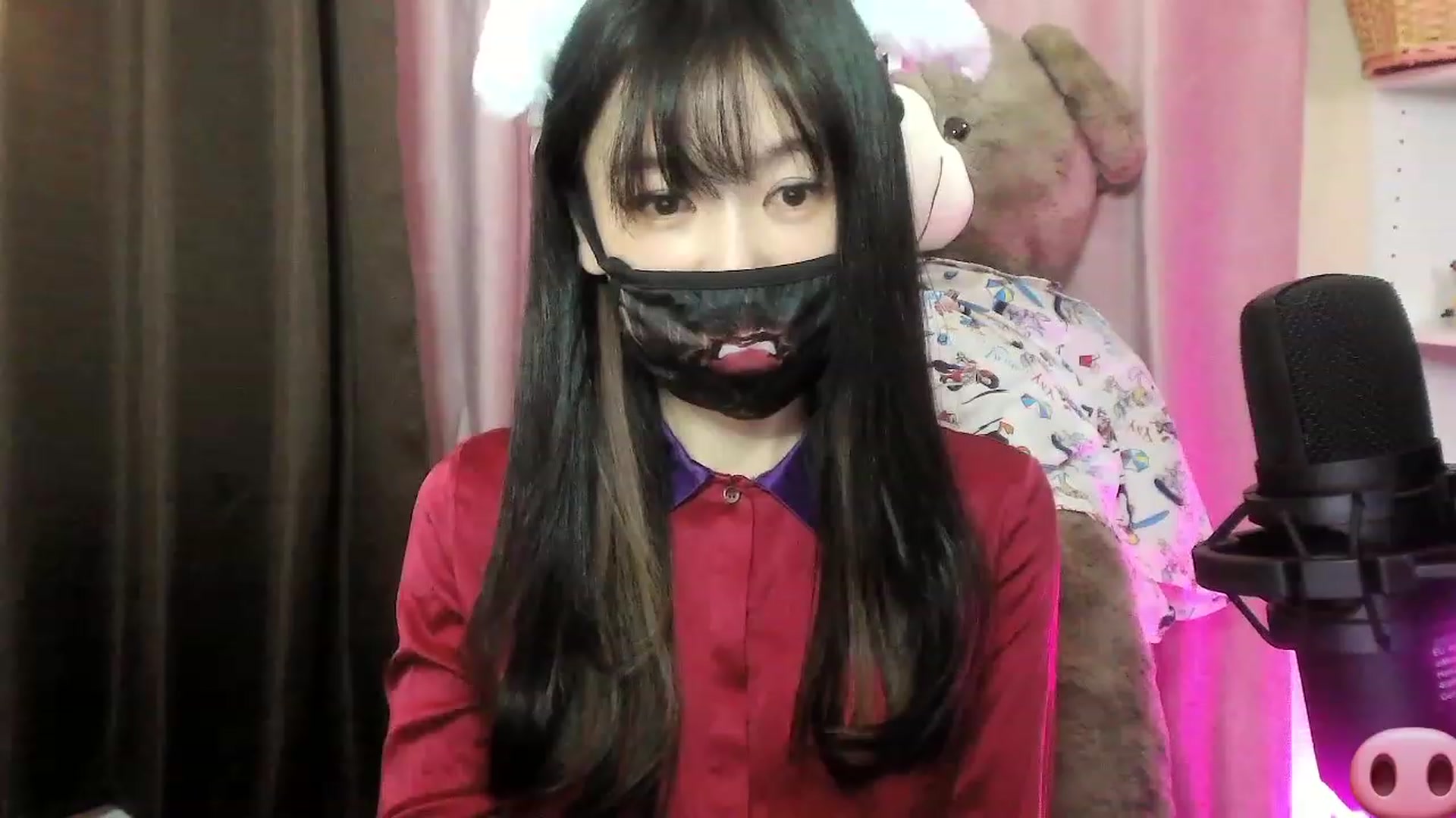 Gallery image thumbnail from alice______'s myfreecams stream on, 06/18/2023, 06:01 image 18 of 20