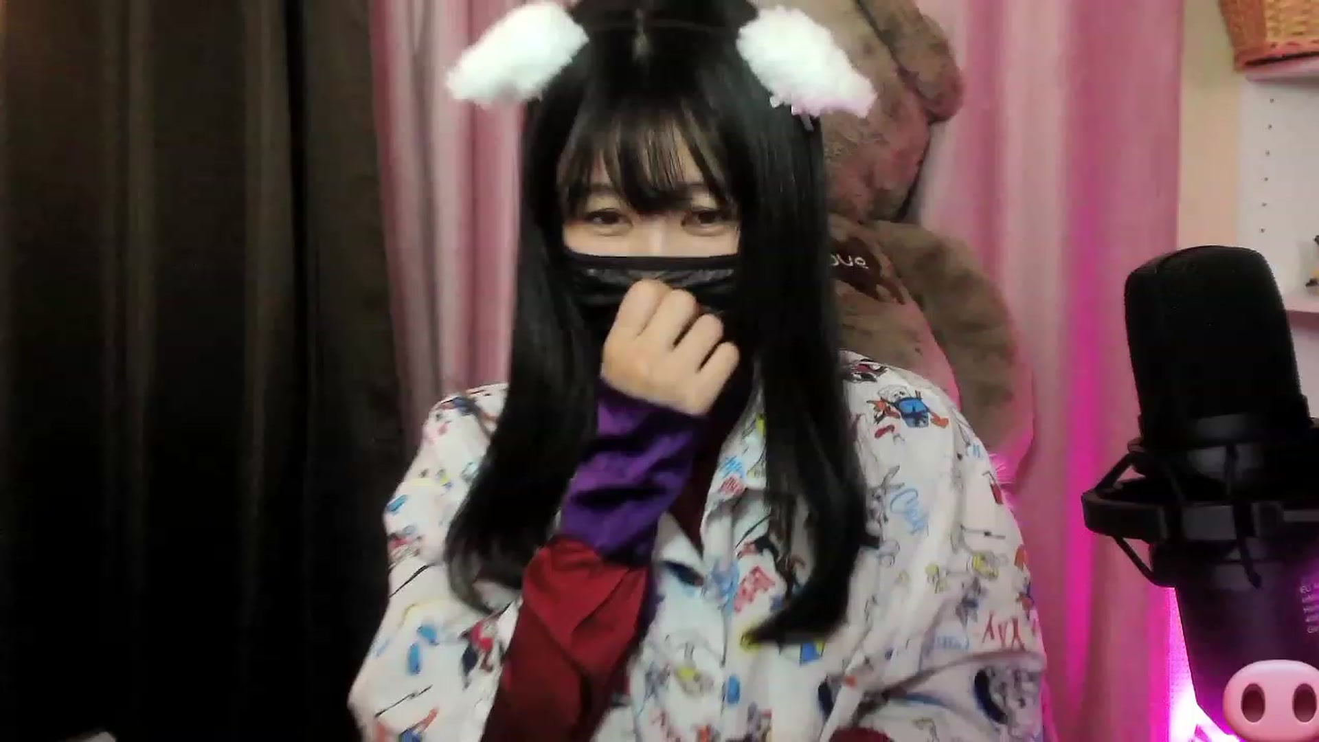 Gallery image thumbnail from alice______'s myfreecams stream on, 06/18/2023, 06:01 image 5 of 20