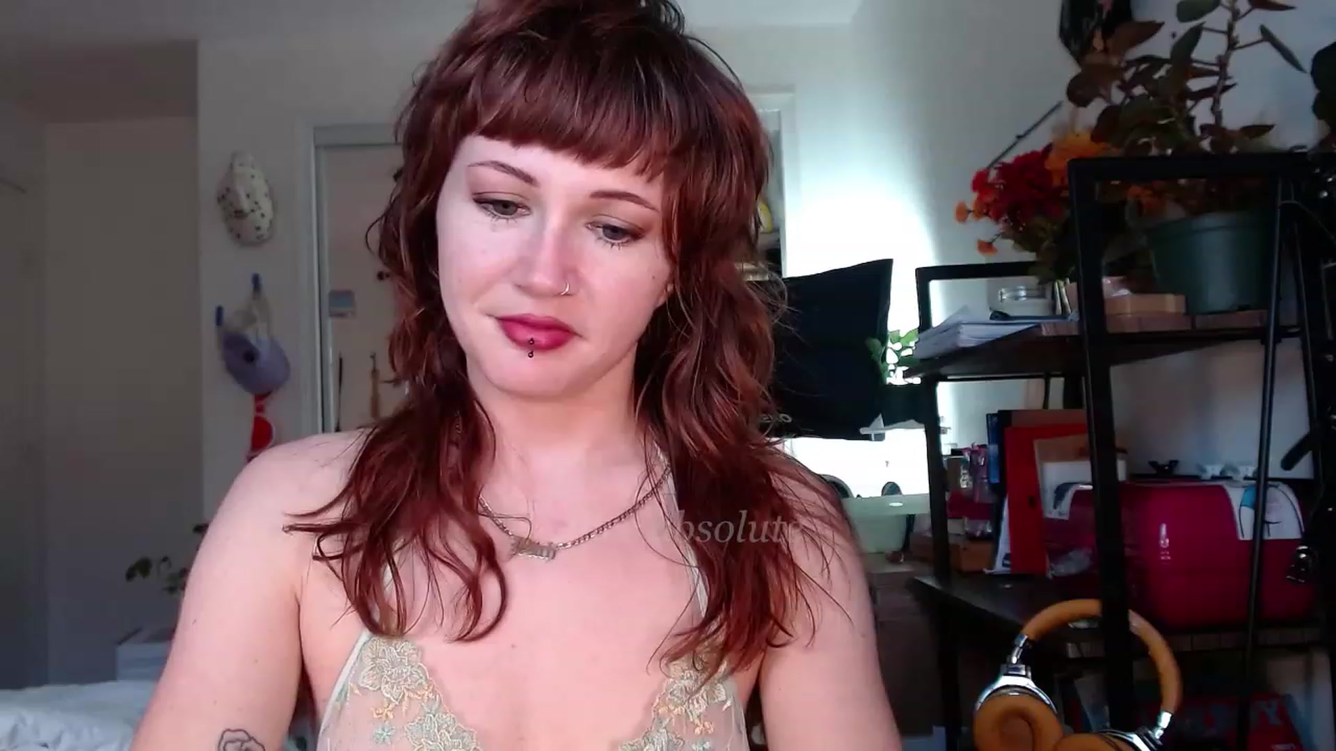 Gallery image thumbnail from aliceabs0lute's myfreecams stream on, 12/11/2022, 21:04 image 5 of 20