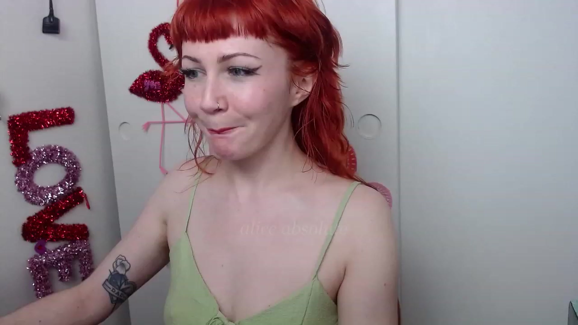 Gallery image thumbnail from aliceabs0lute's myfreecams stream on, 01/31/2023, 23:40 image 11 of 20