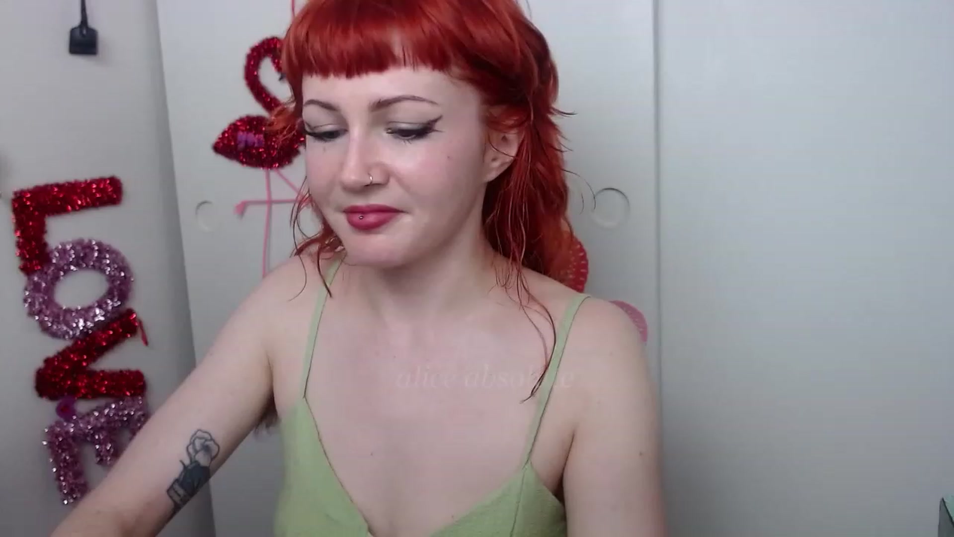 Gallery image thumbnail from aliceabs0lute's myfreecams stream on, 01/31/2023, 23:40 image 16 of 20