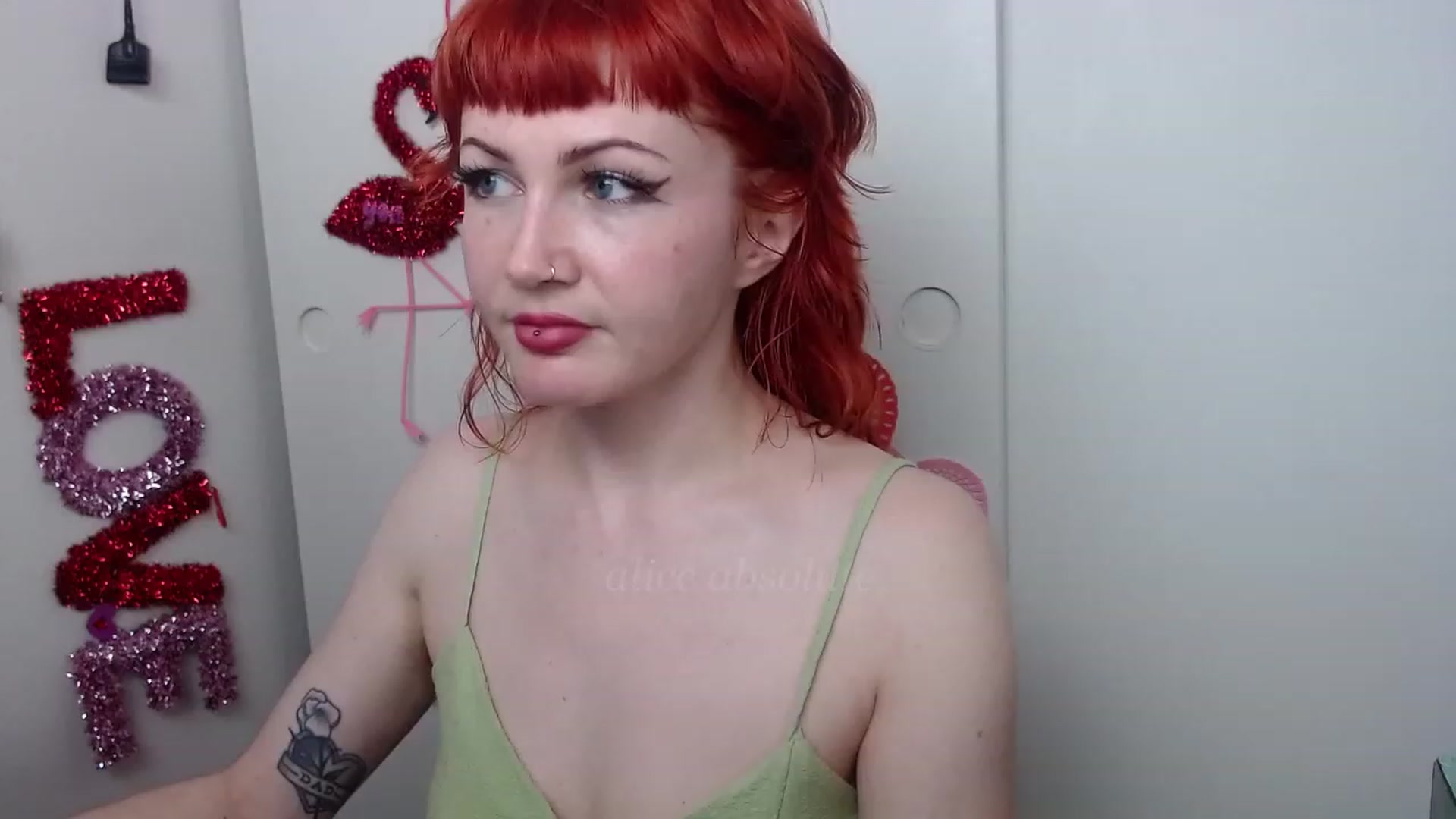 Gallery image thumbnail from aliceabs0lute's myfreecams stream on, 01/31/2023, 23:40 image 9 of 20