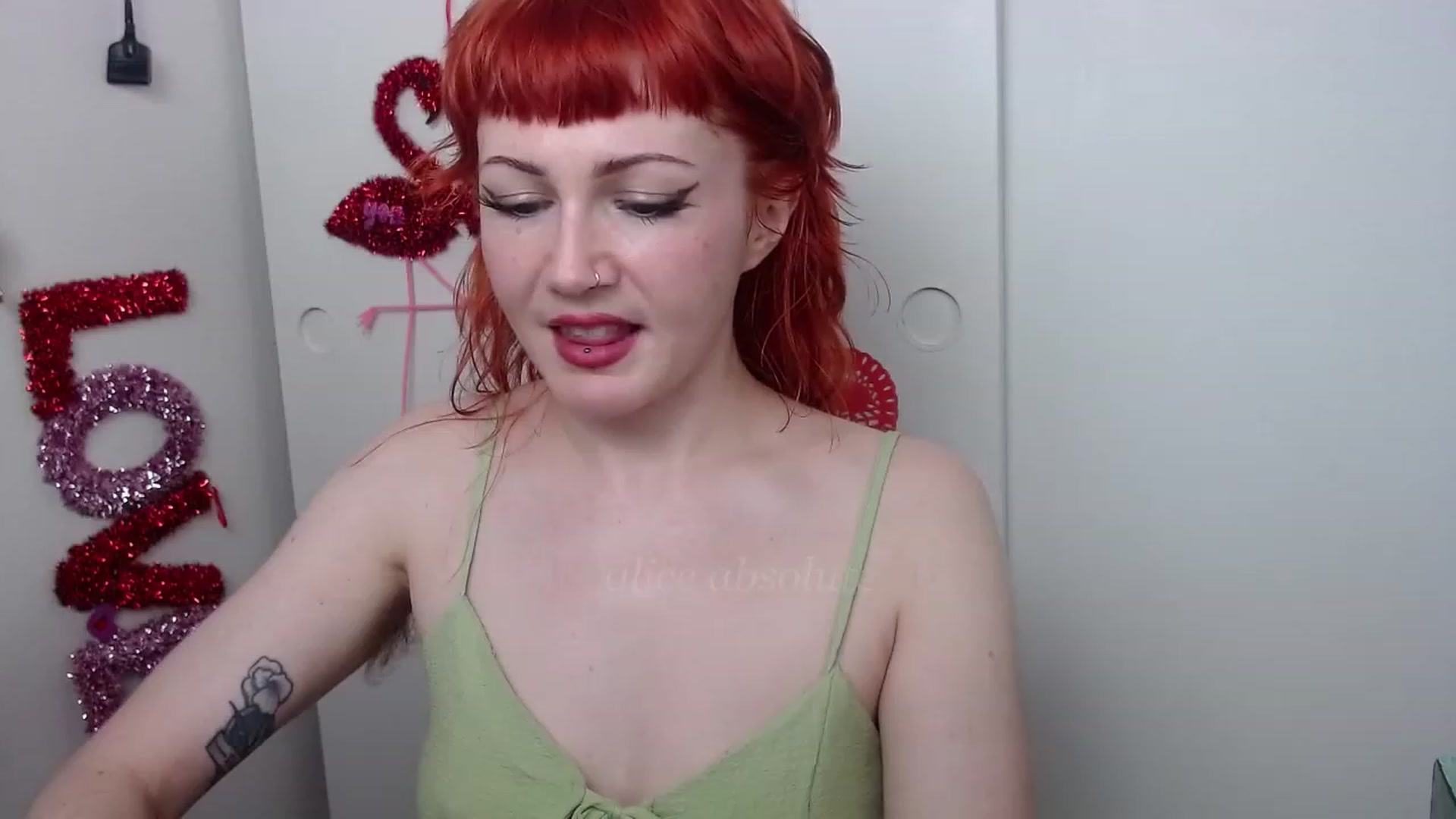 Gallery image thumbnail from aliceabs0lute's myfreecams stream on, 01/31/2023, 23:40 image 12 of 20