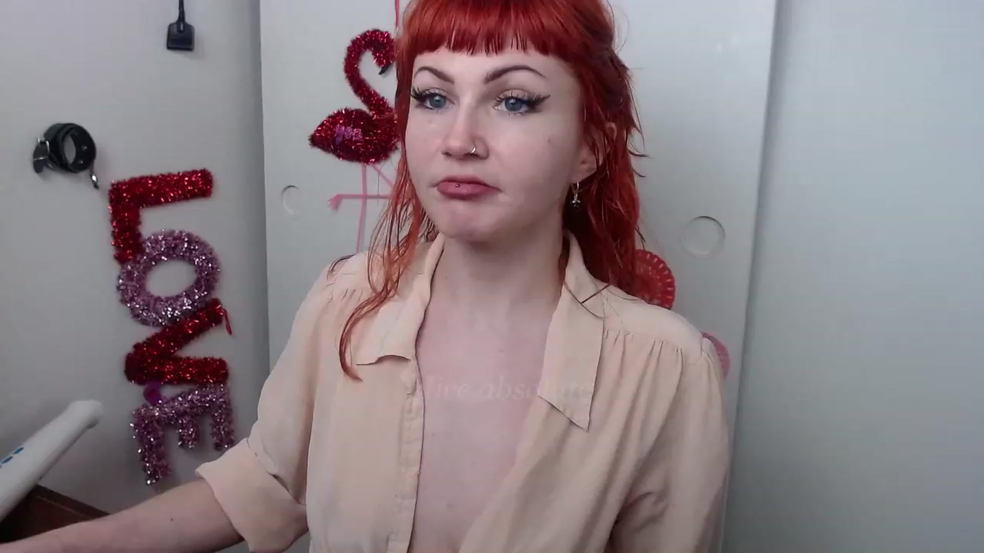 Gallery image thumbnail from aliceabs0lute's myfreecams stream on, 02/01/2023, 22:38 image 18 of 20