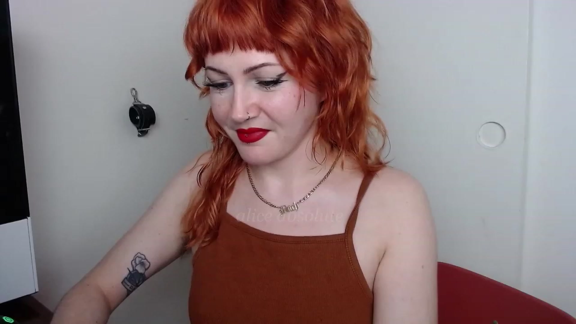 Gallery image thumbnail from aliceabs0lute's myfreecams stream on, 02/20/2023, 23:38 image 4 of 20
