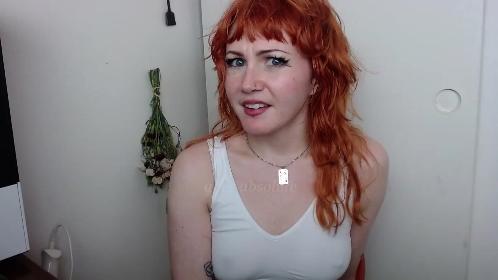 Gallery image thumbnail from aliceabs0lute's myfreecams stream on, 02/22/2023, 22:52 image 15 of 20