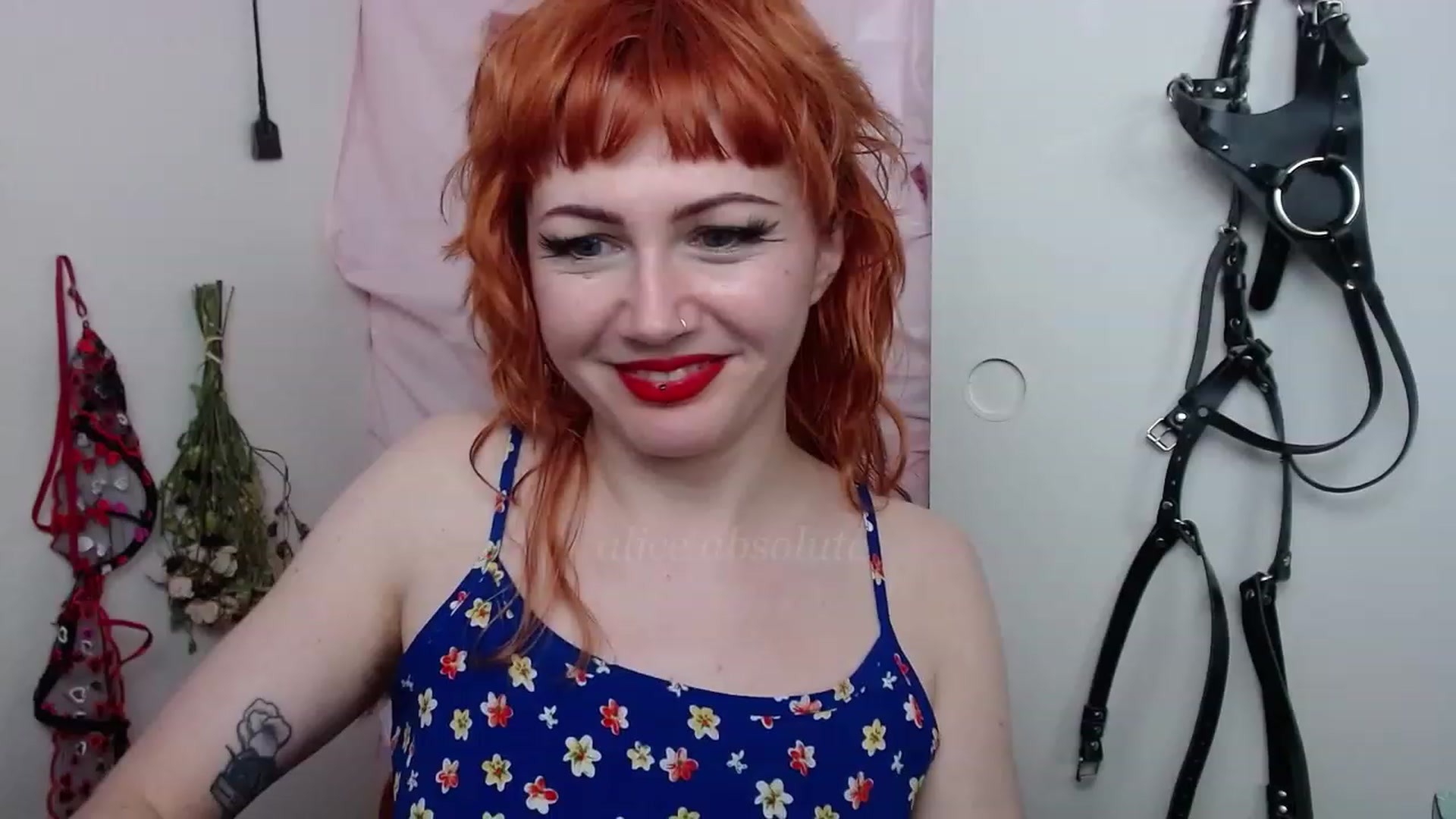 Gallery image thumbnail from aliceabs0lute's myfreecams stream on, 02/27/2023, 21:53 image 8 of 20