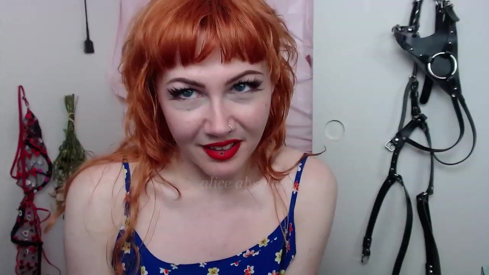 Gallery image thumbnail from aliceabs0lute's myfreecams stream on, 02/27/2023, 21:53 image 3 of 20