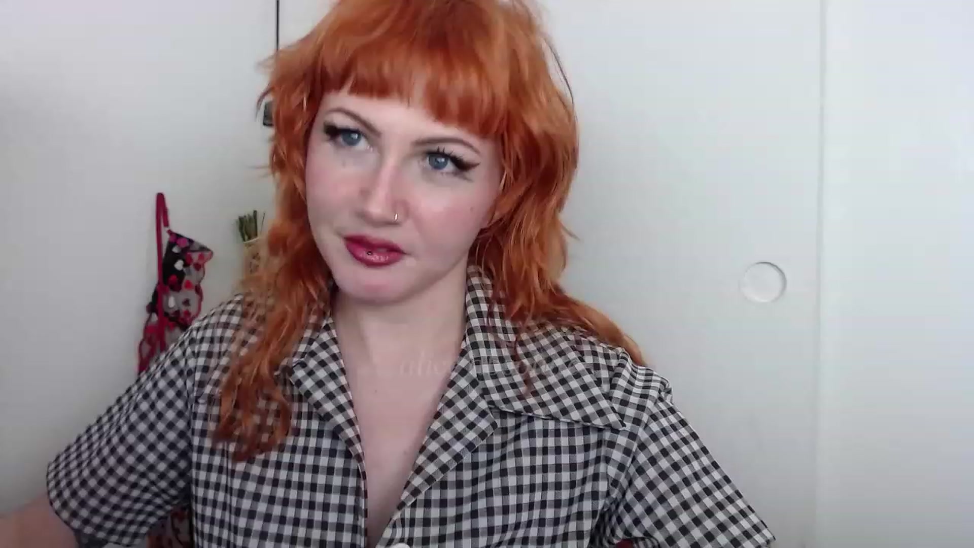 Gallery image thumbnail from aliceabs0lute's myfreecams stream on, 03/05/2023, 23:16 image 15 of 20