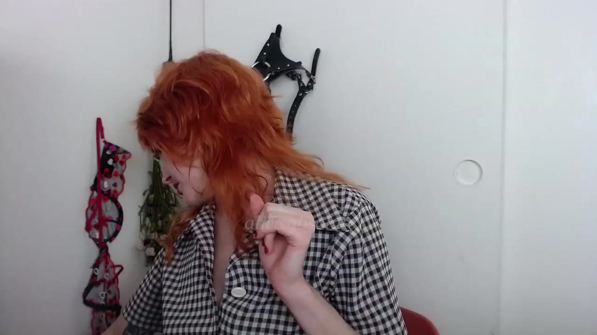 Gallery image thumbnail from aliceabs0lute's myfreecams stream on, 03/05/2023, 23:16 image 19 of 20