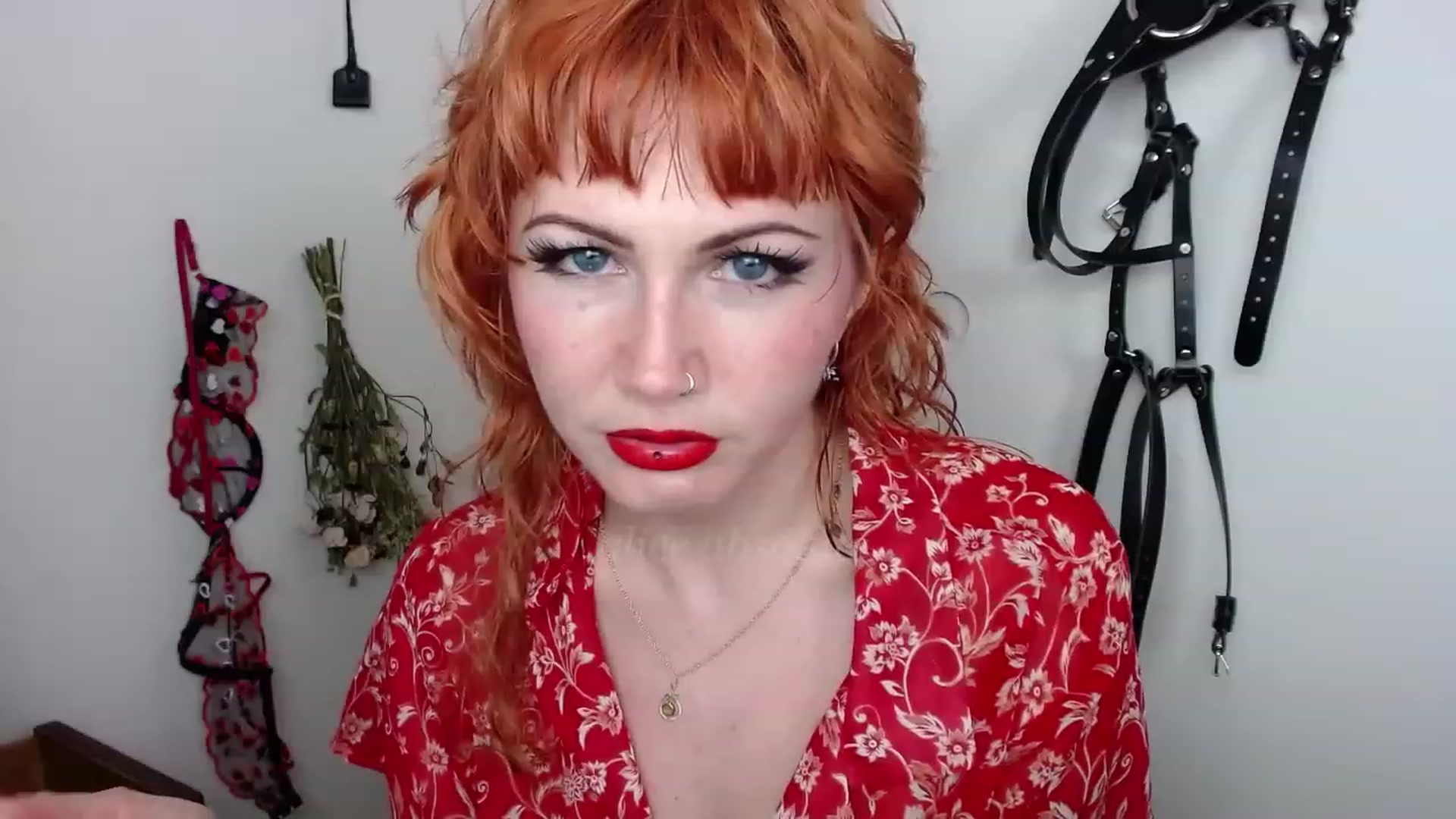 Gallery image thumbnail from aliceabs0lute's myfreecams stream on, 03/06/2023, 19:20 image 4 of 20