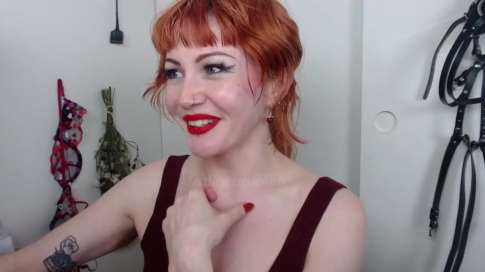 Gallery image thumbnail from aliceabs0lute's myfreecams stream on, 03/09/2023, 04:42 image 5 of 20