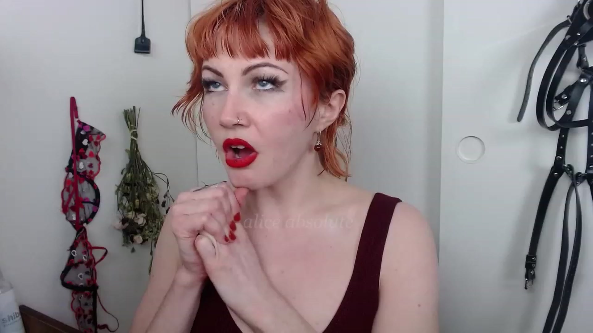 Gallery image thumbnail from aliceabs0lute's myfreecams stream on, 03/09/2023, 04:42 image 6 of 20