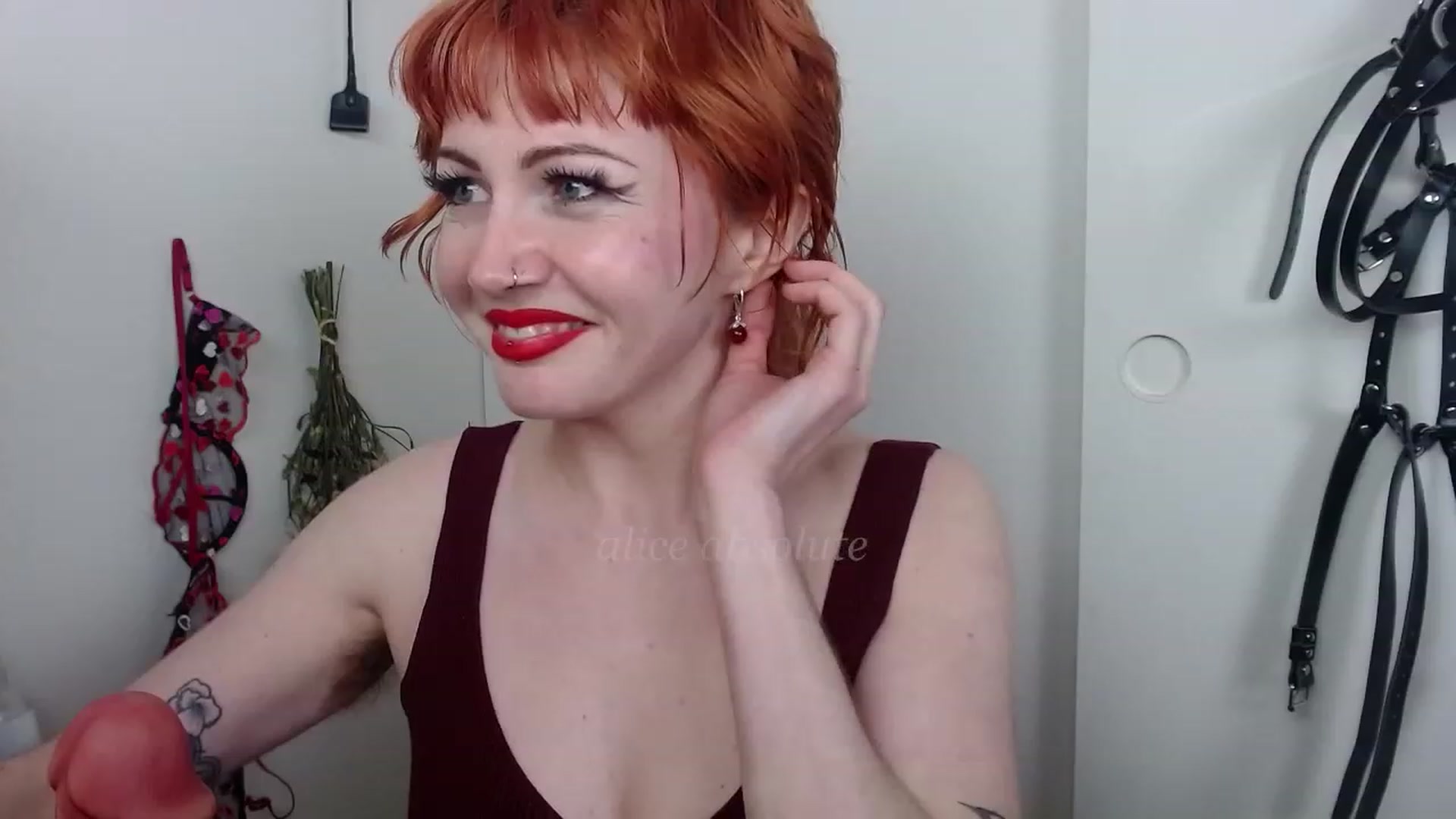 Gallery image thumbnail from aliceabs0lute's myfreecams stream on, 03/09/2023, 04:42 image 16 of 20