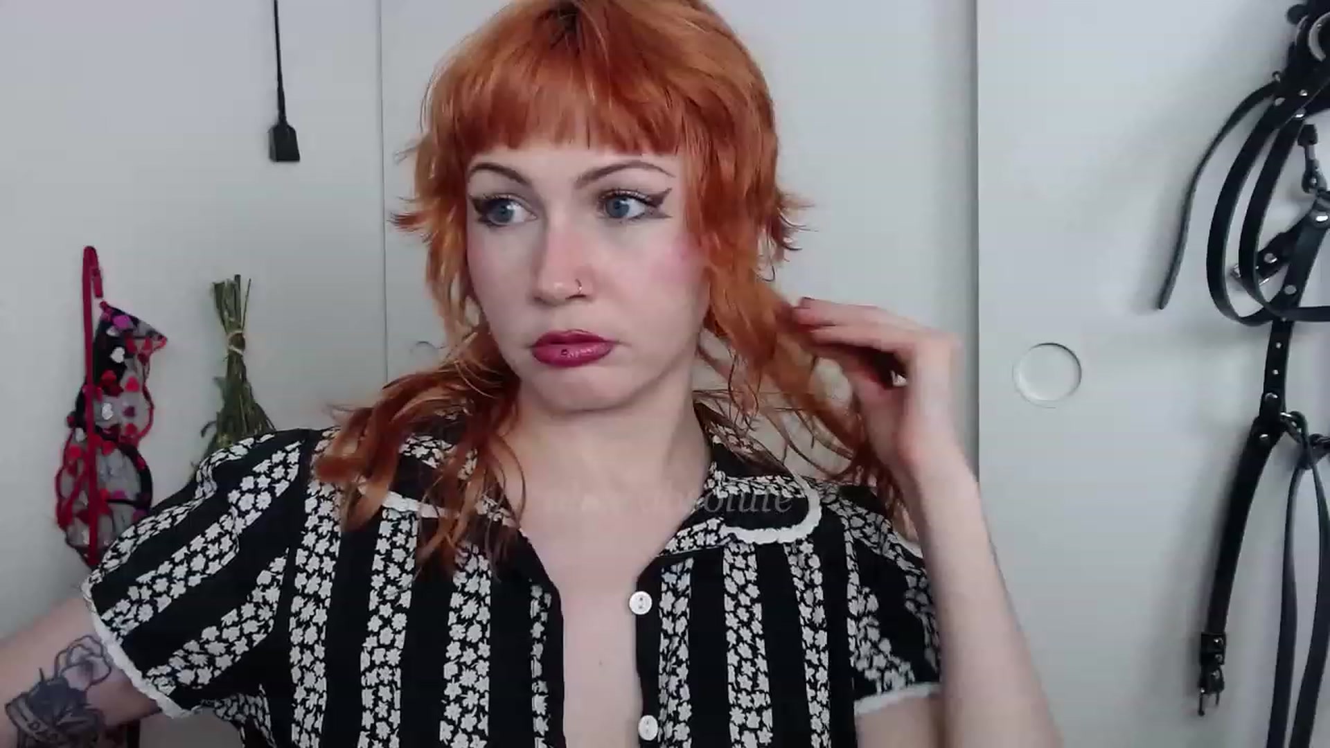 Gallery image thumbnail from aliceabs0lute's myfreecams stream on, 03/14/2023, 21:23 image 7 of 20