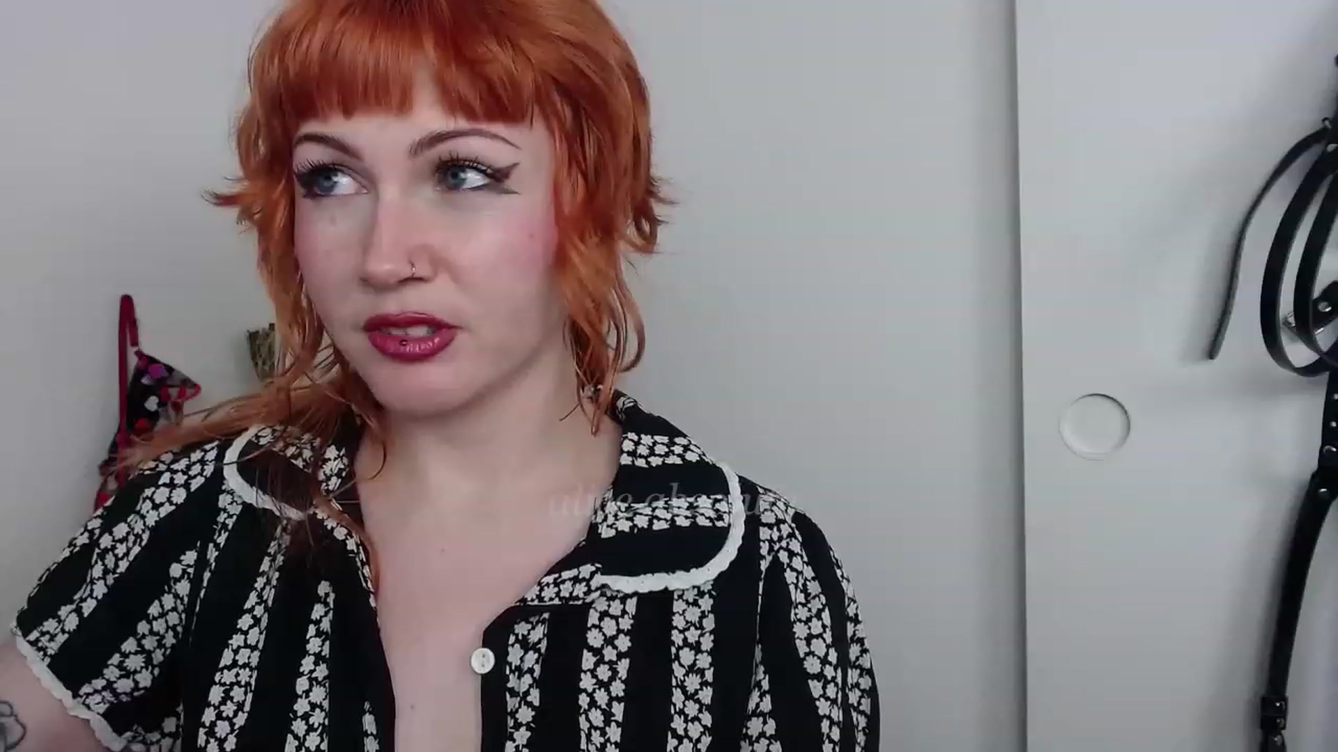 Gallery image thumbnail from aliceabs0lute's myfreecams stream on, 03/14/2023, 21:23 image 13 of 20