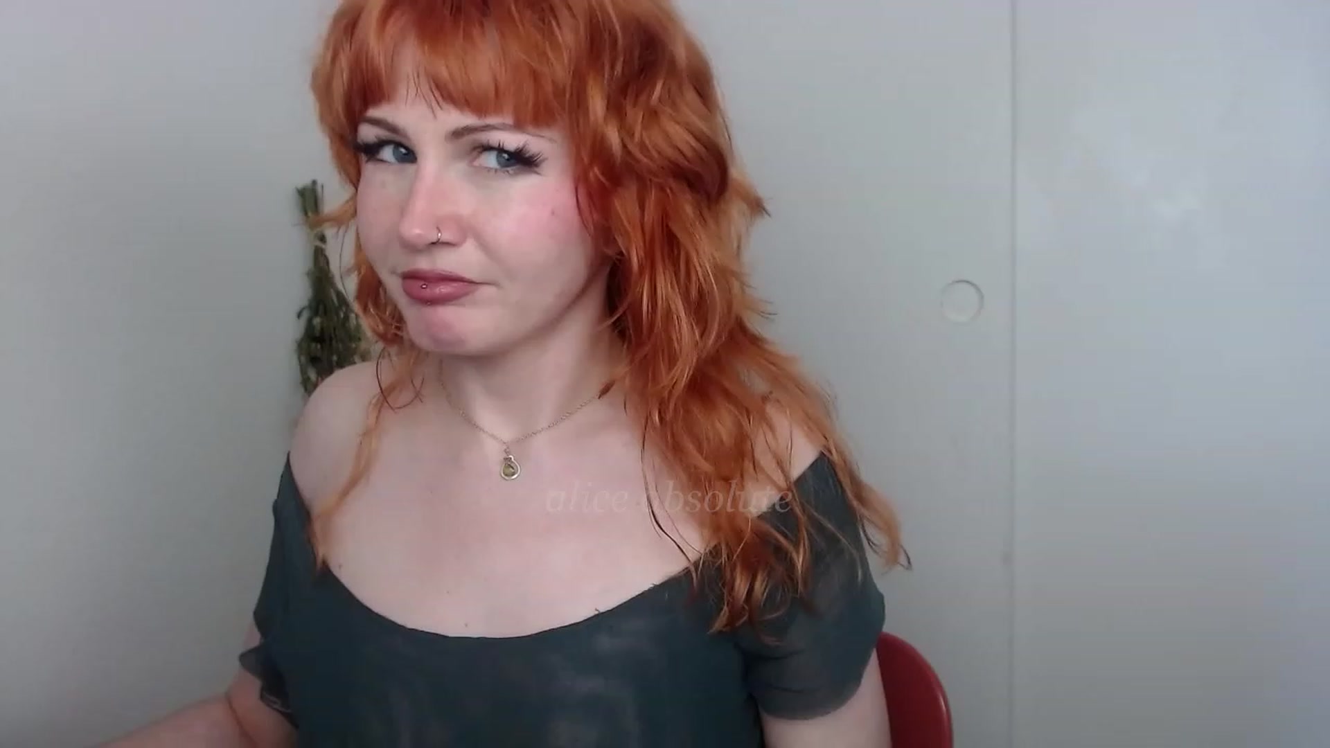Gallery image thumbnail from aliceabs0lute's myfreecams stream on, 03/22/2023, 22:11 image 7 of 20