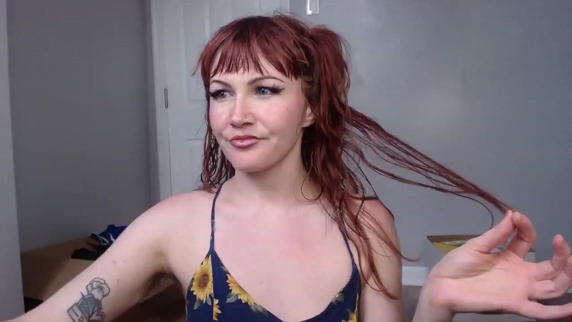 Gallery image thumbnail from aliceabs0lute's myfreecams stream on, 06/12/2023, 15:58 image 2 of 20