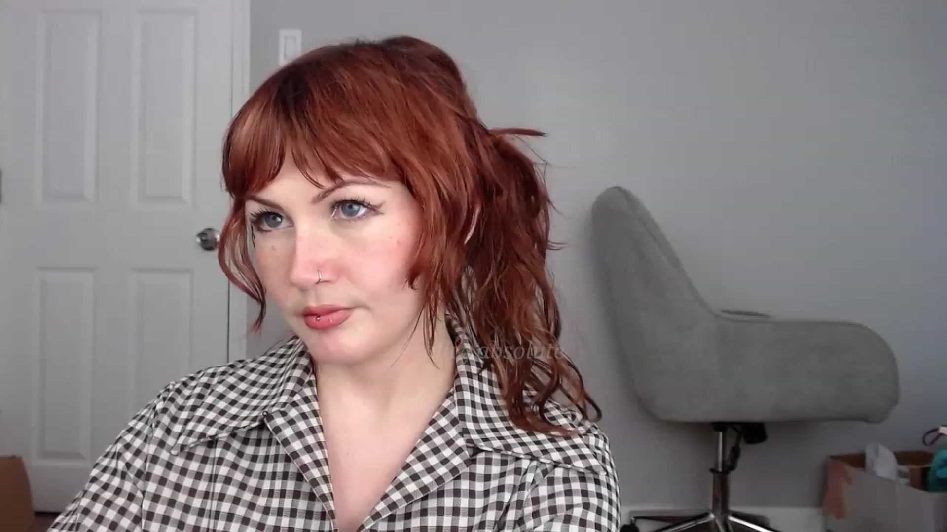 Gallery image thumbnail from aliceabs0lute's myfreecams stream on, 06/19/2023, 19:46 image 13 of 20