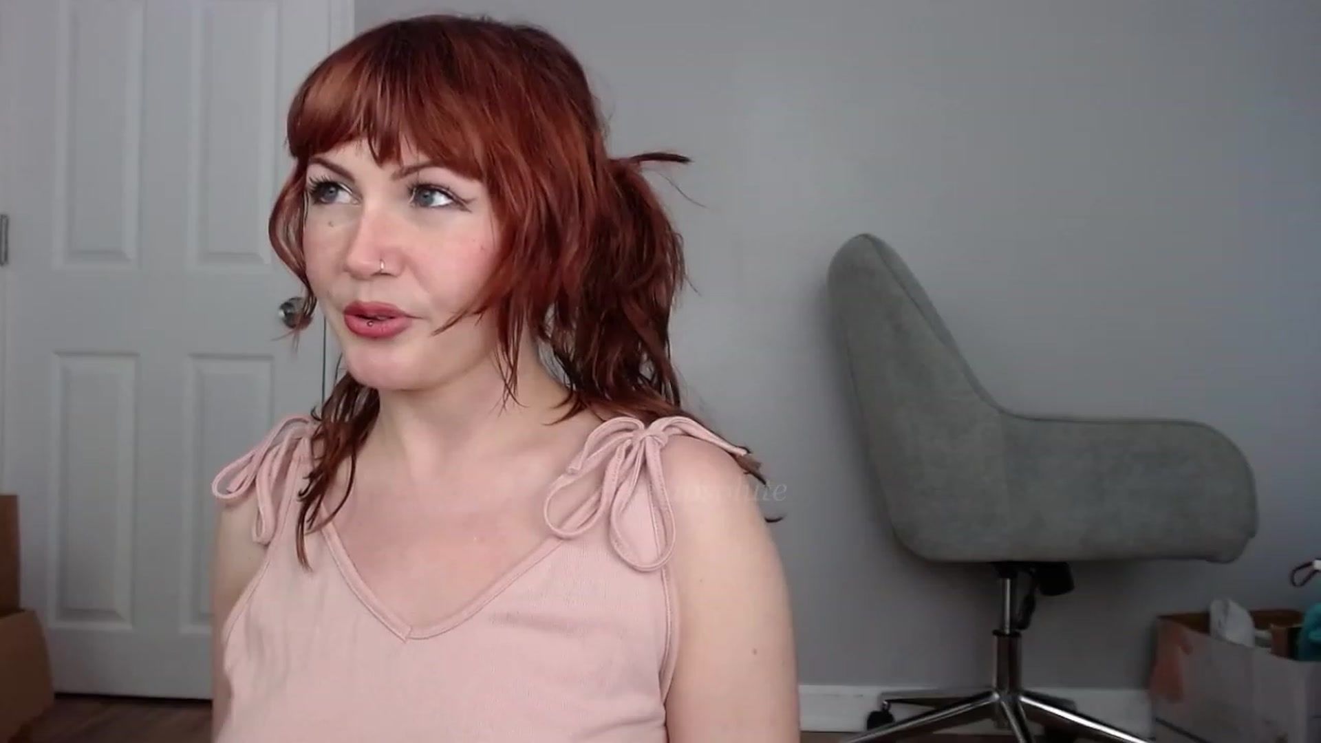 Gallery image thumbnail from aliceabs0lute's myfreecams stream on, 06/19/2023, 19:46 image 18 of 20