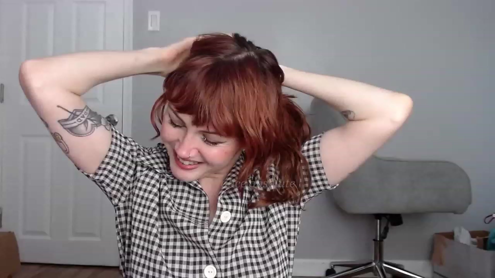 Gallery image thumbnail from aliceabs0lute's myfreecams stream on, 06/19/2023, 19:46 image 1 of 20