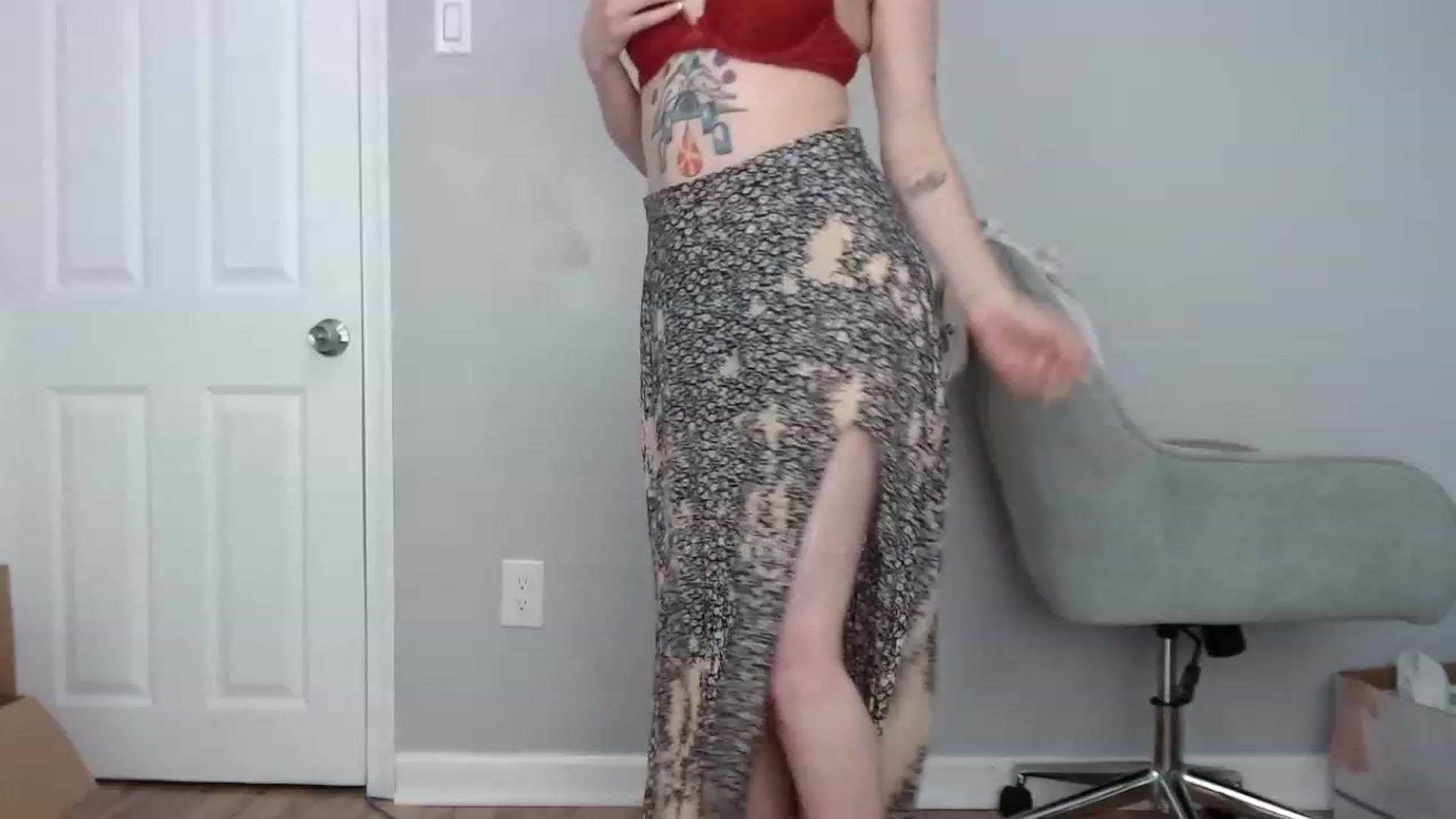 Gallery image thumbnail from aliceabs0lute's myfreecams stream on, 06/20/2023, 19:44 image 12 of 20