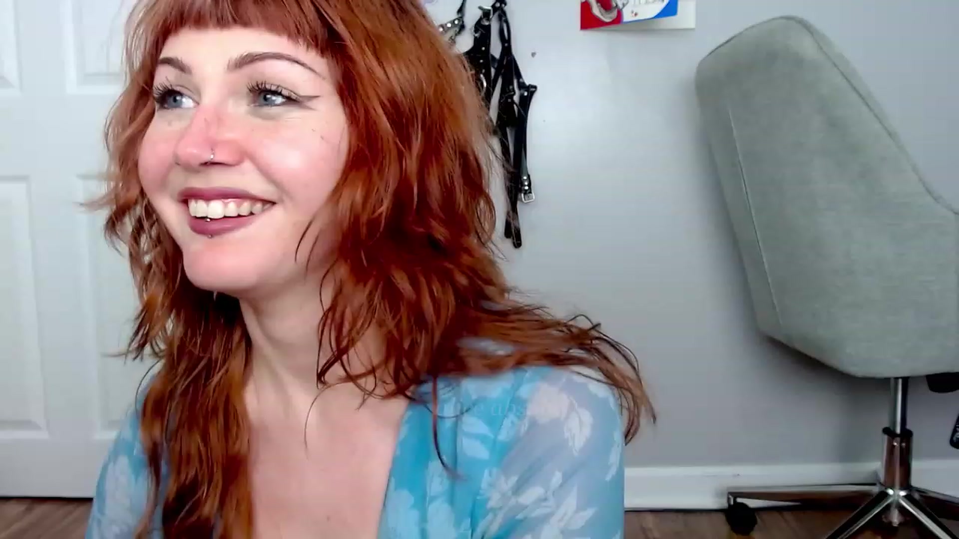 Gallery image thumbnail from aliceabs0lute's myfreecams stream on, 07/13/2023, 17:21 image 13 of 20