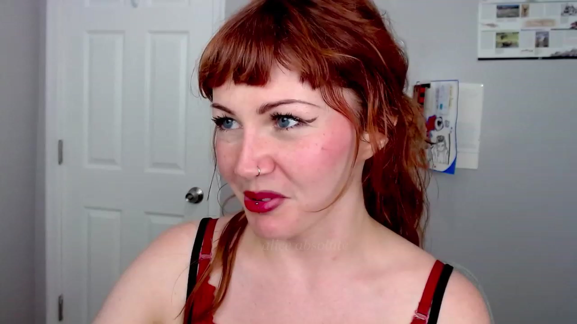 Gallery image thumbnail from aliceabs0lute's myfreecams stream on, 07/19/2023, 19:21 image 3 of 20