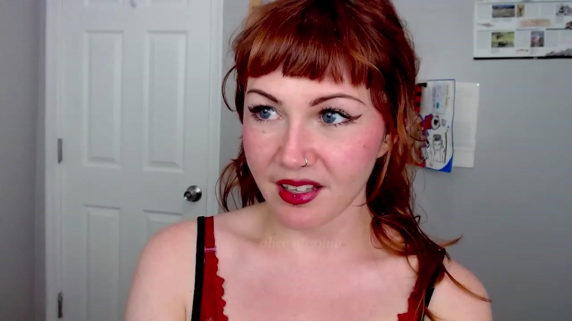 Gallery image thumbnail from aliceabs0lute's myfreecams stream on, 07/19/2023, 19:21 image 12 of 20