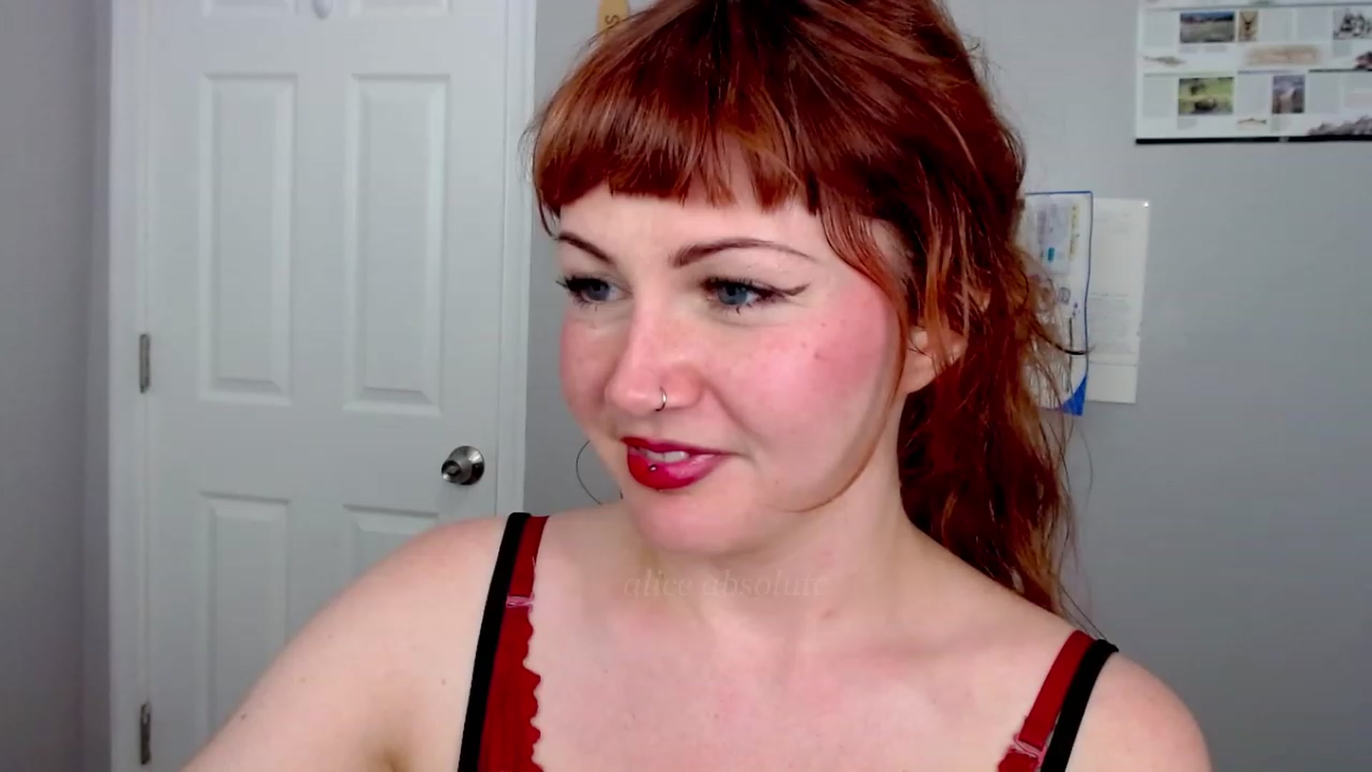 Gallery image thumbnail from aliceabs0lute's myfreecams stream on, 07/19/2023, 19:21 image 9 of 20