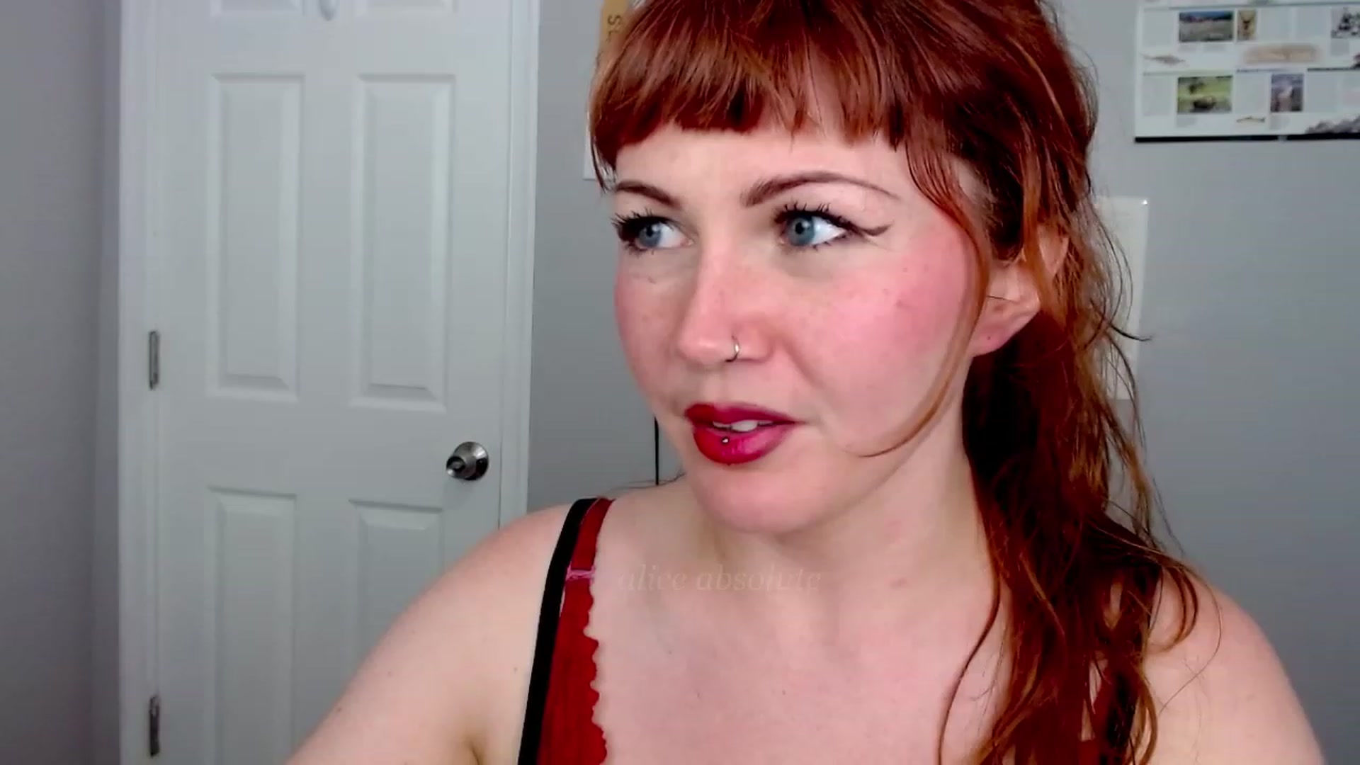 Gallery image thumbnail from aliceabs0lute's myfreecams stream on, 07/19/2023, 19:21 image 18 of 20