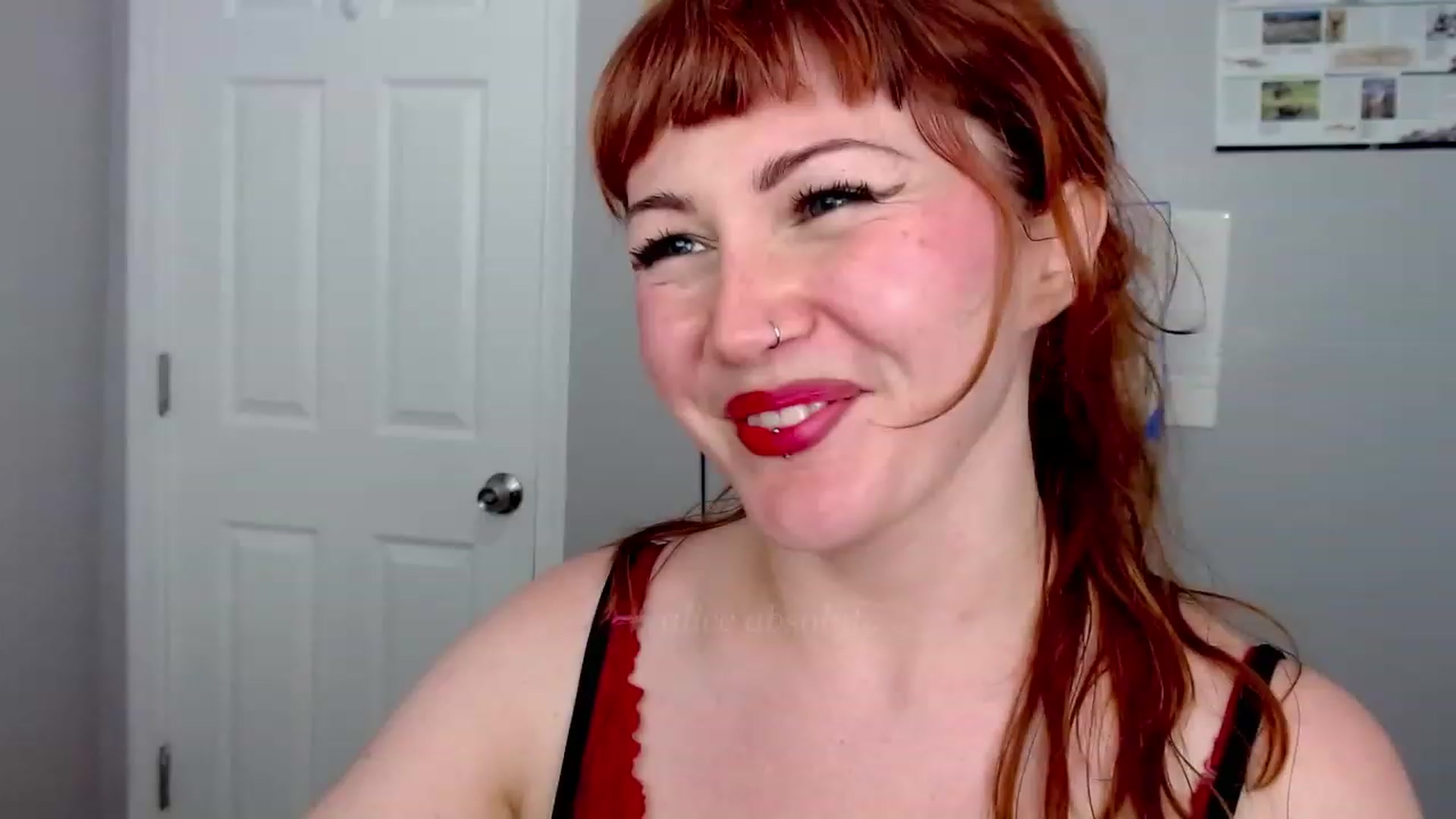 Gallery image thumbnail from aliceabs0lute's myfreecams stream on, 07/19/2023, 19:21 image 17 of 20