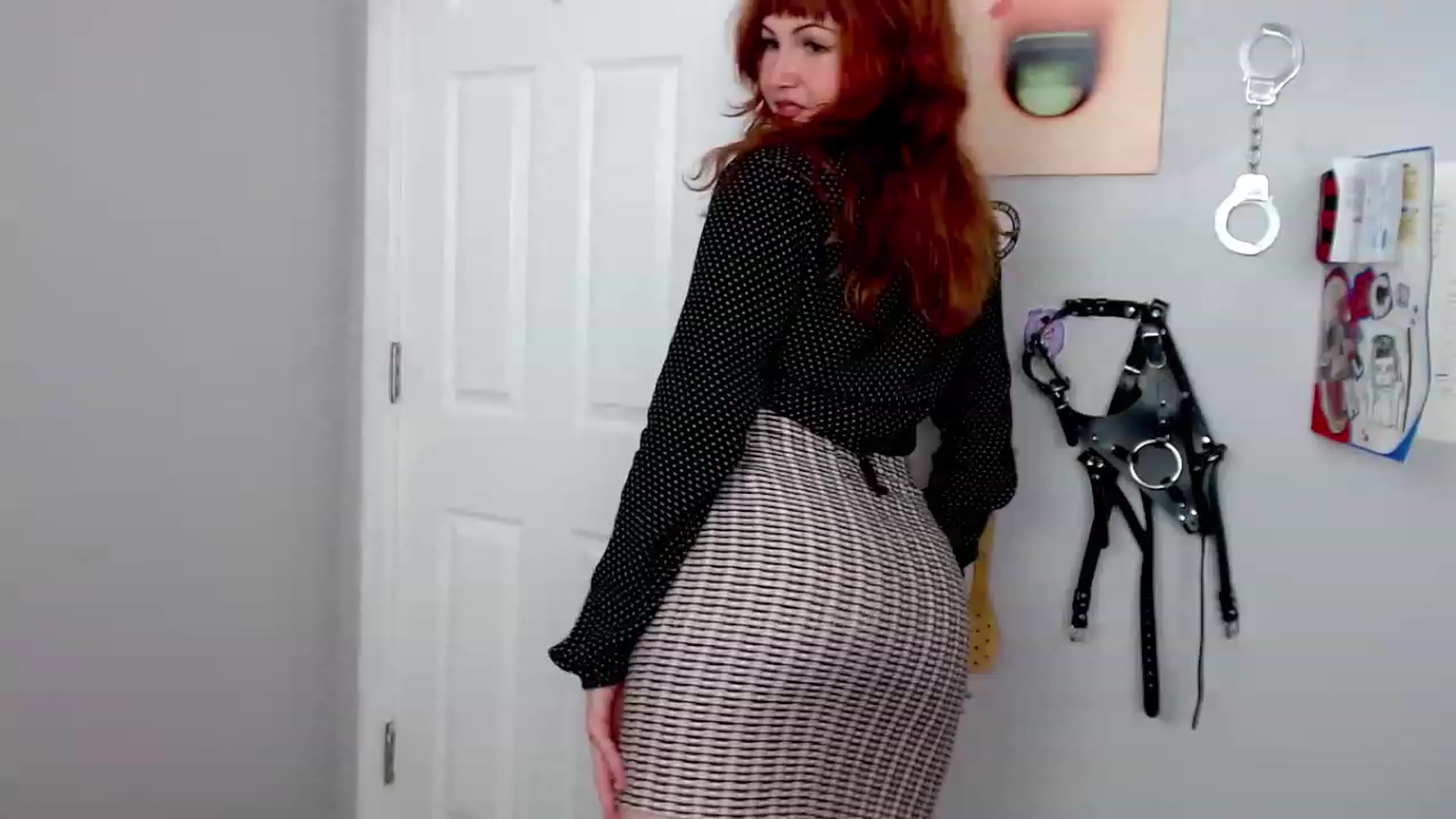 Gallery image thumbnail from aliceabs0lute's myfreecams stream on, 07/26/2023, 18:11 image 8 of 20
