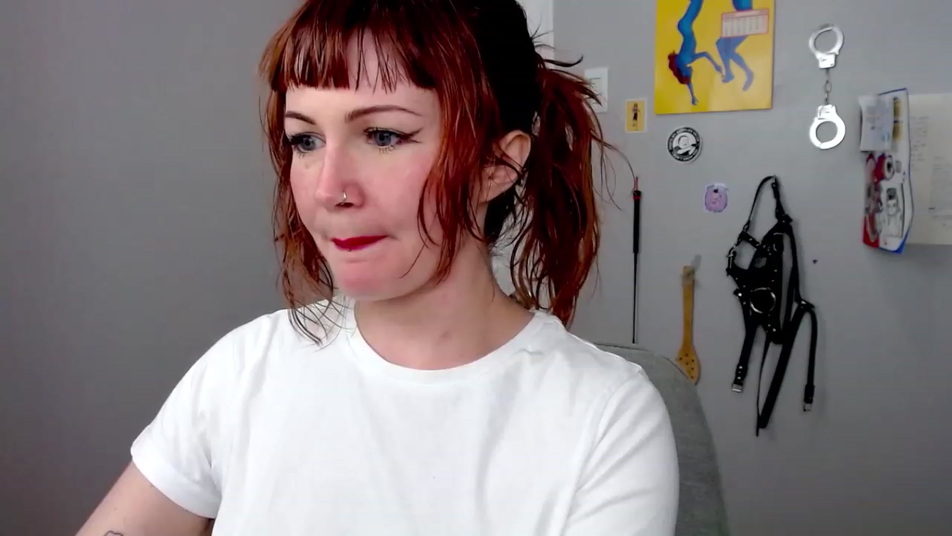 Gallery image thumbnail from aliceabs0lute's myfreecams stream on, 08/03/2023, 18:07 image 15 of 20
