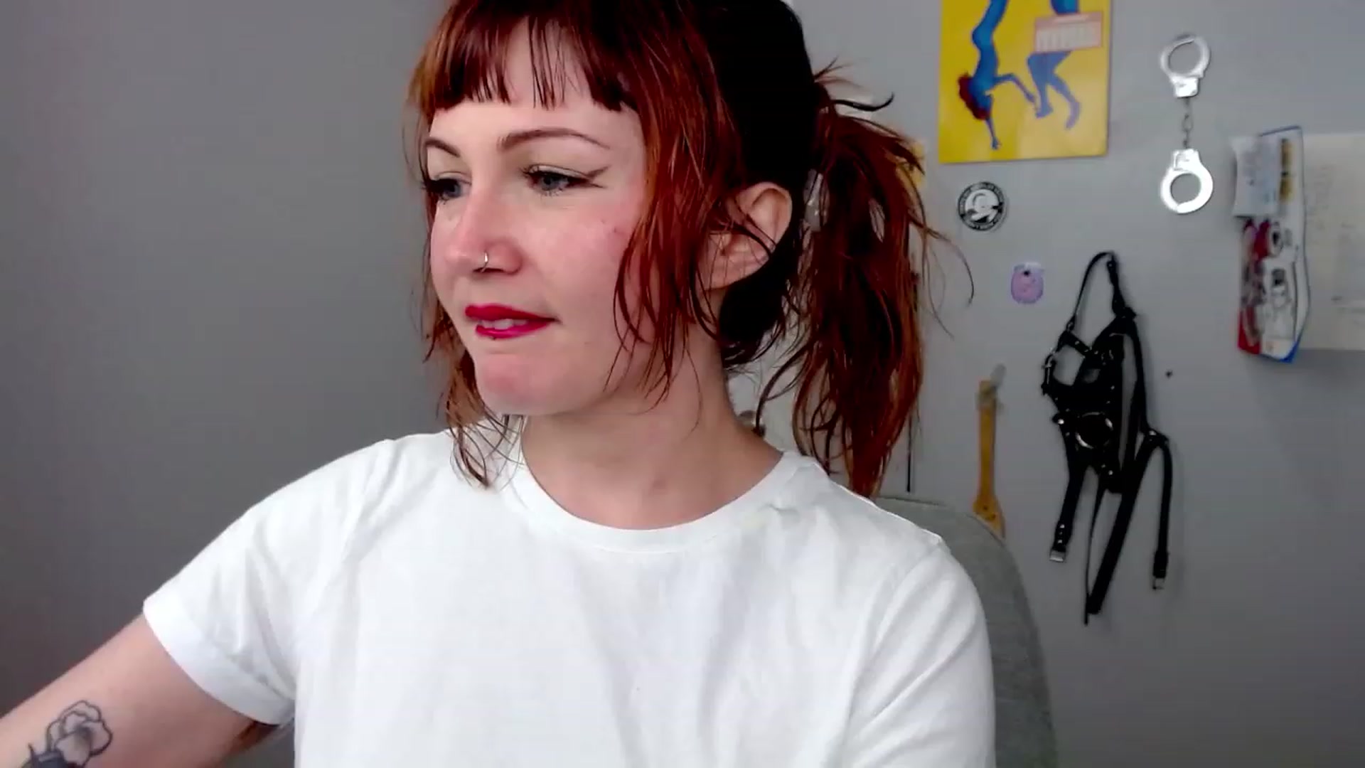 Gallery image thumbnail from aliceabs0lute's myfreecams stream on, 08/03/2023, 18:07 image 14 of 20