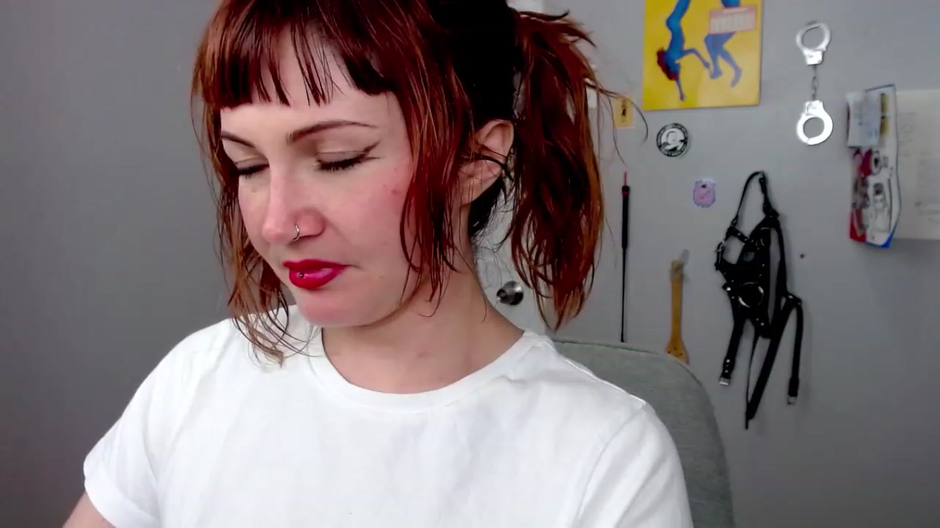 Gallery image thumbnail from aliceabs0lute's myfreecams stream on, 08/03/2023, 18:07 image 8 of 20