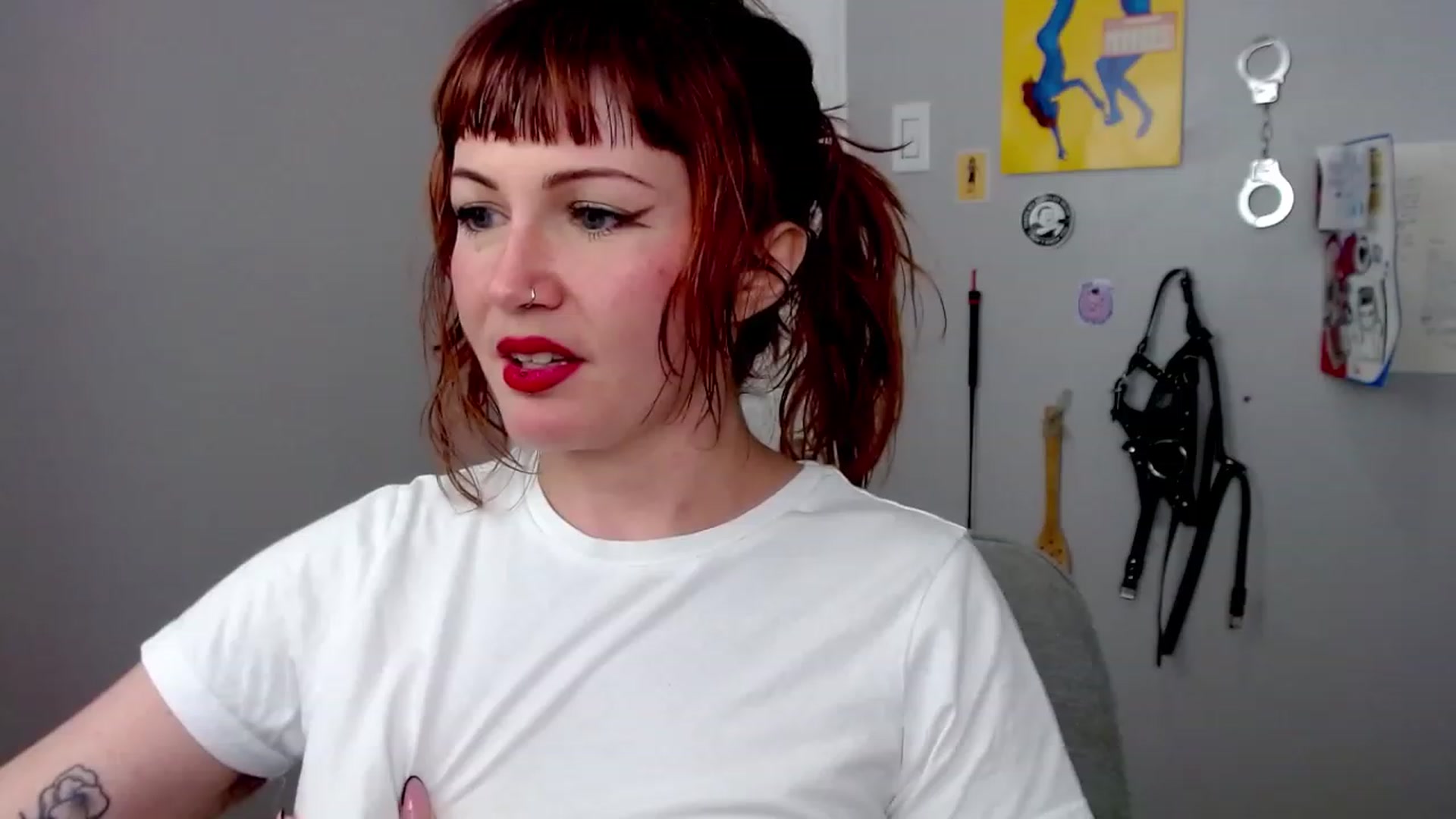 Gallery image thumbnail from aliceabs0lute's myfreecams stream on, 08/03/2023, 18:07 image 17 of 20