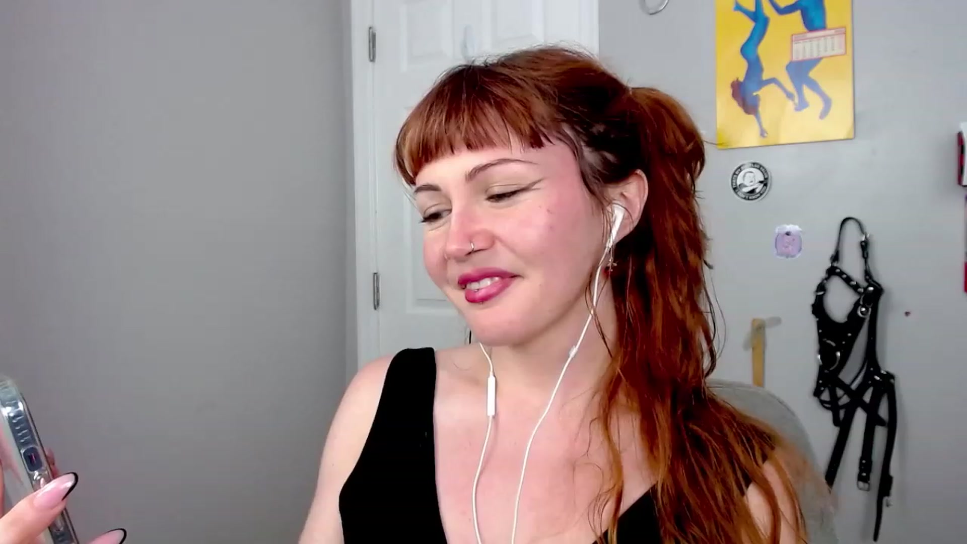 Gallery image thumbnail from aliceabs0lute's myfreecams stream on, 08/07/2023, 19:15 image 6 of 20